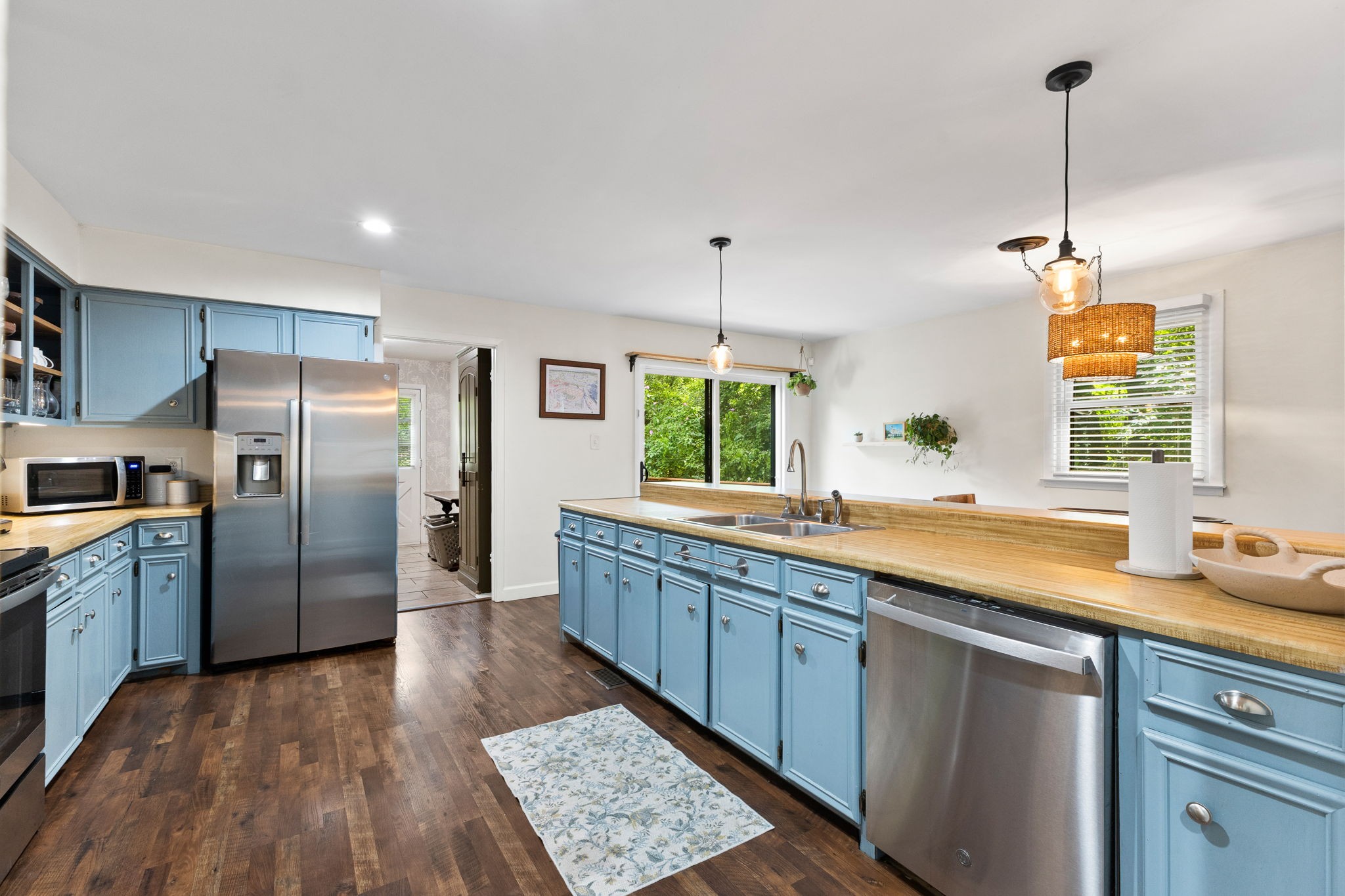 2879 Lyncrest Dr