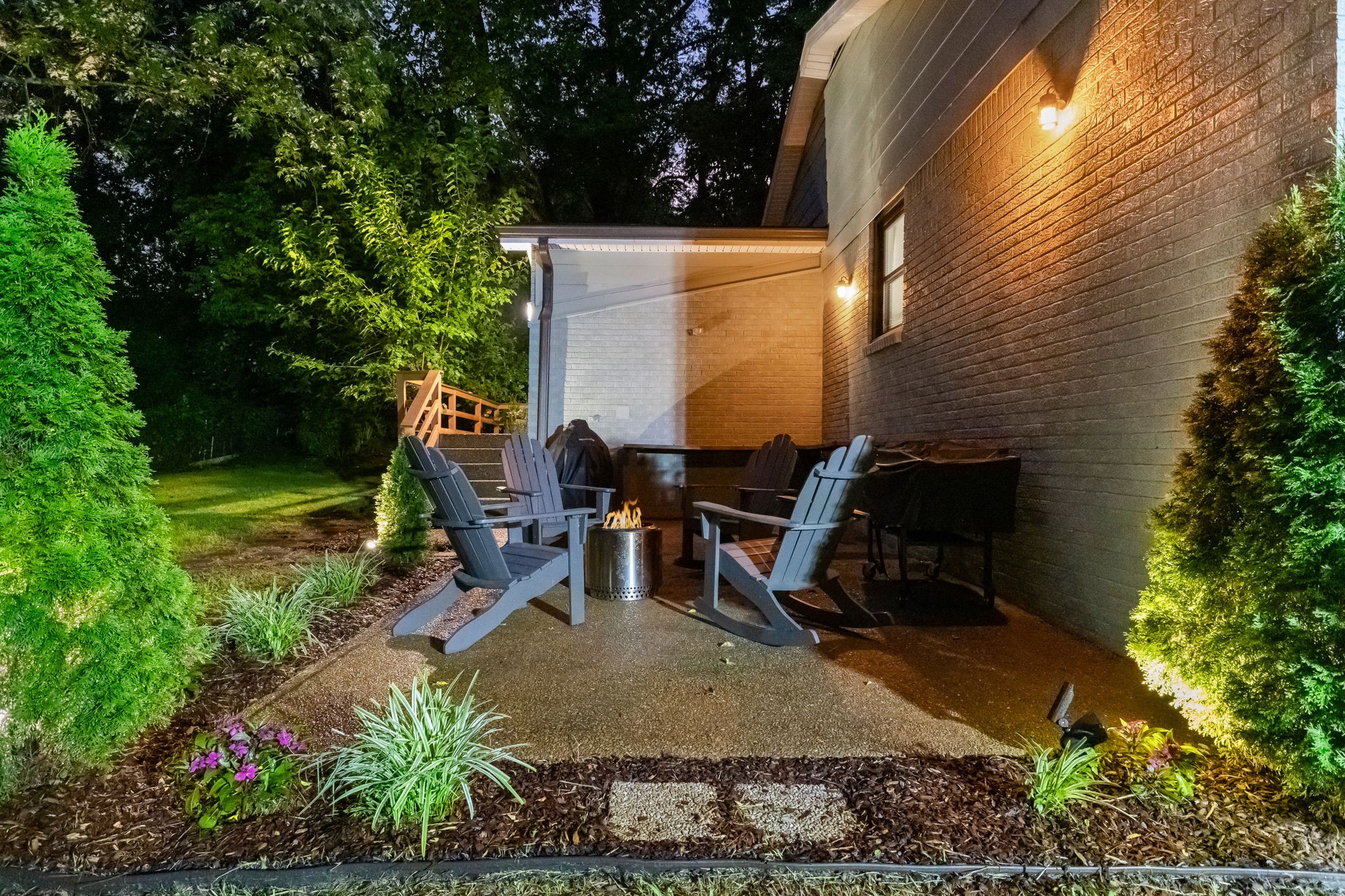 2879 Lyncrest Dr