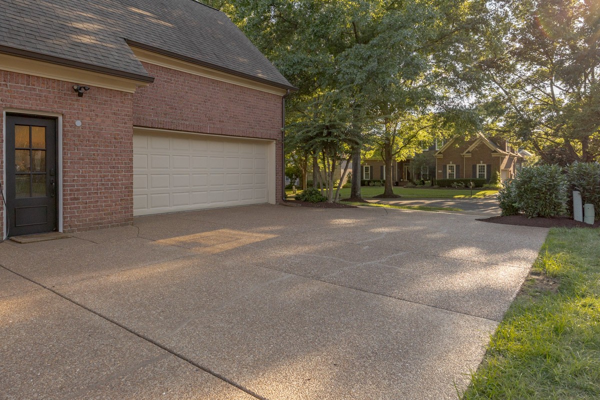 449 Tinnan Ave