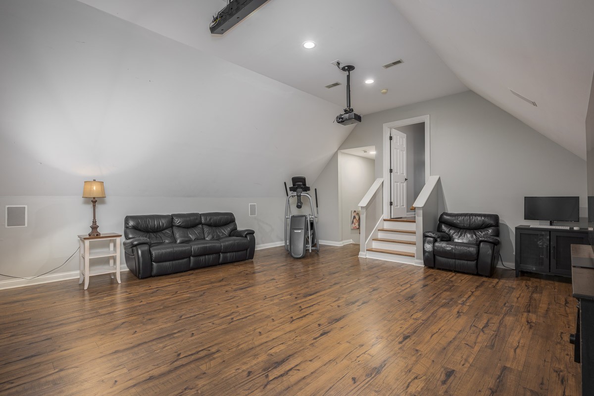 449 Tinnan Ave