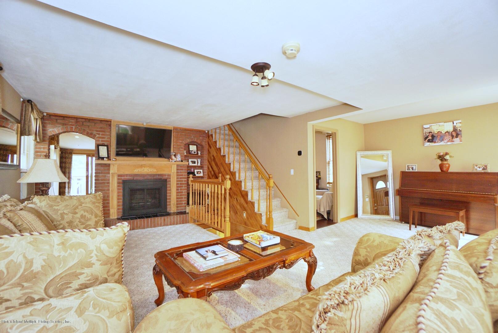 427 Foster Road