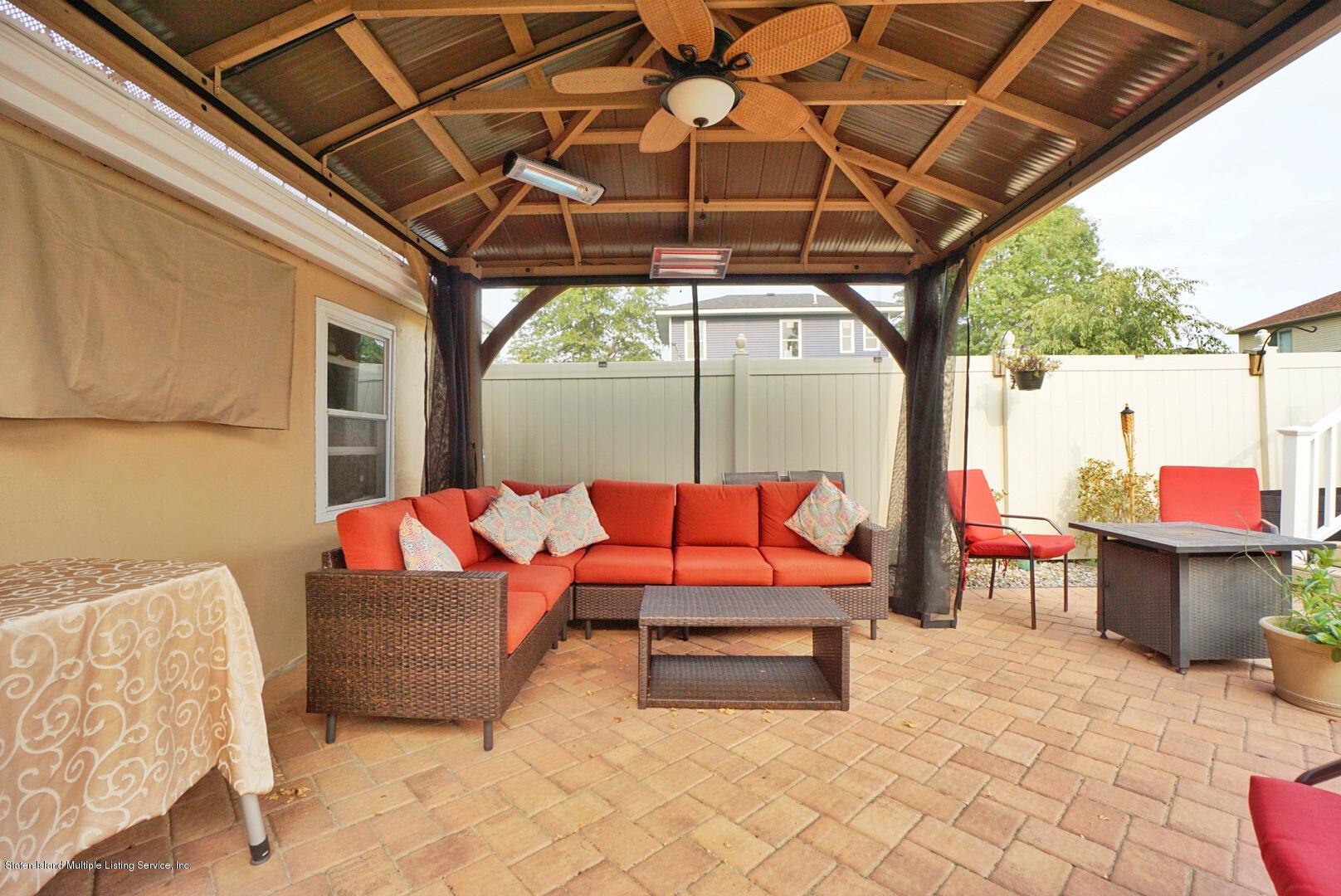 427 Foster Road