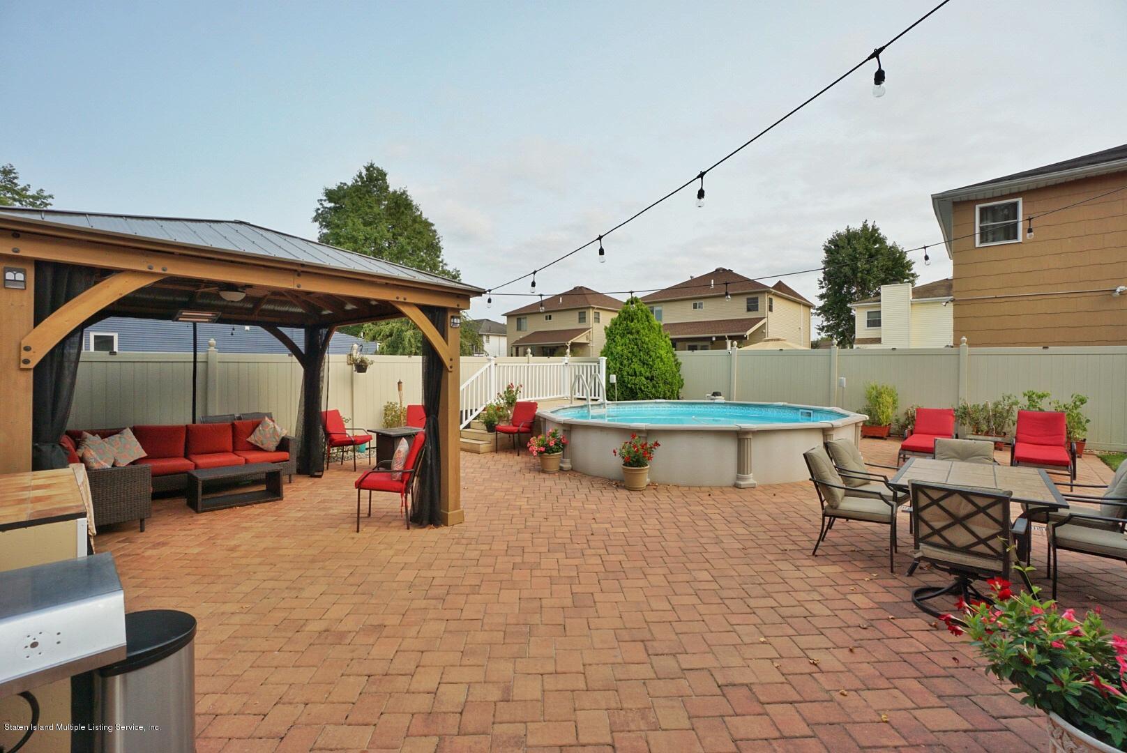 427 Foster Road
