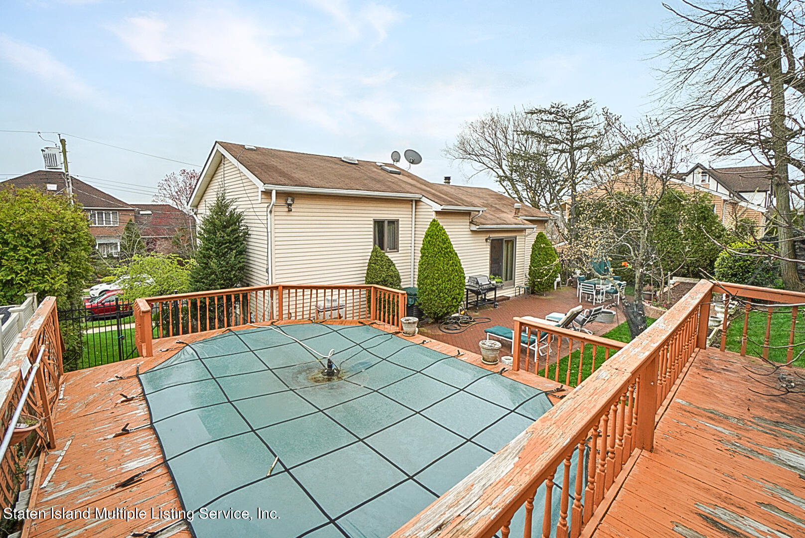 227 Kinghorn Street