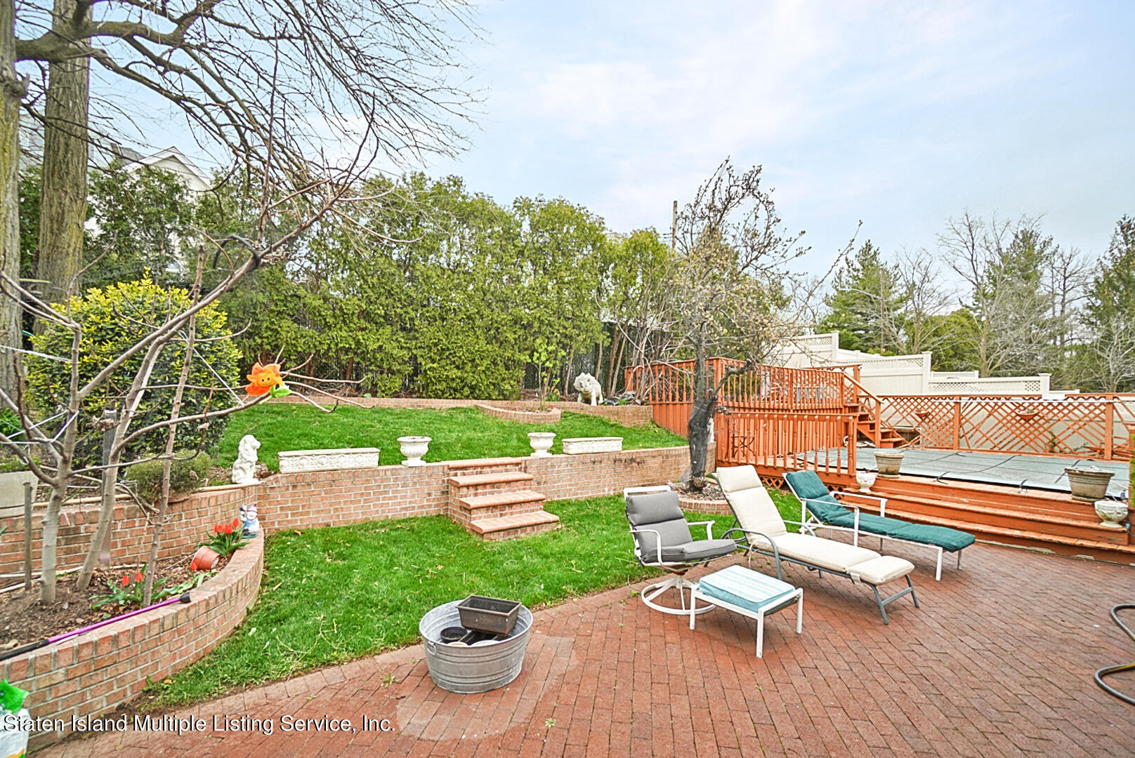 227 Kinghorn Street