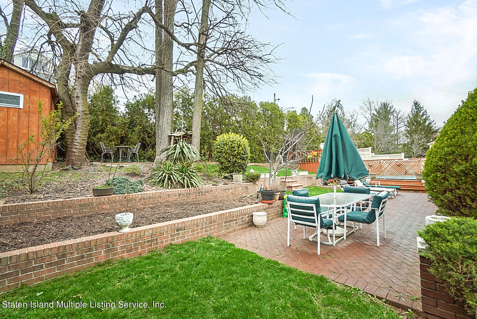 227 Kinghorn Street