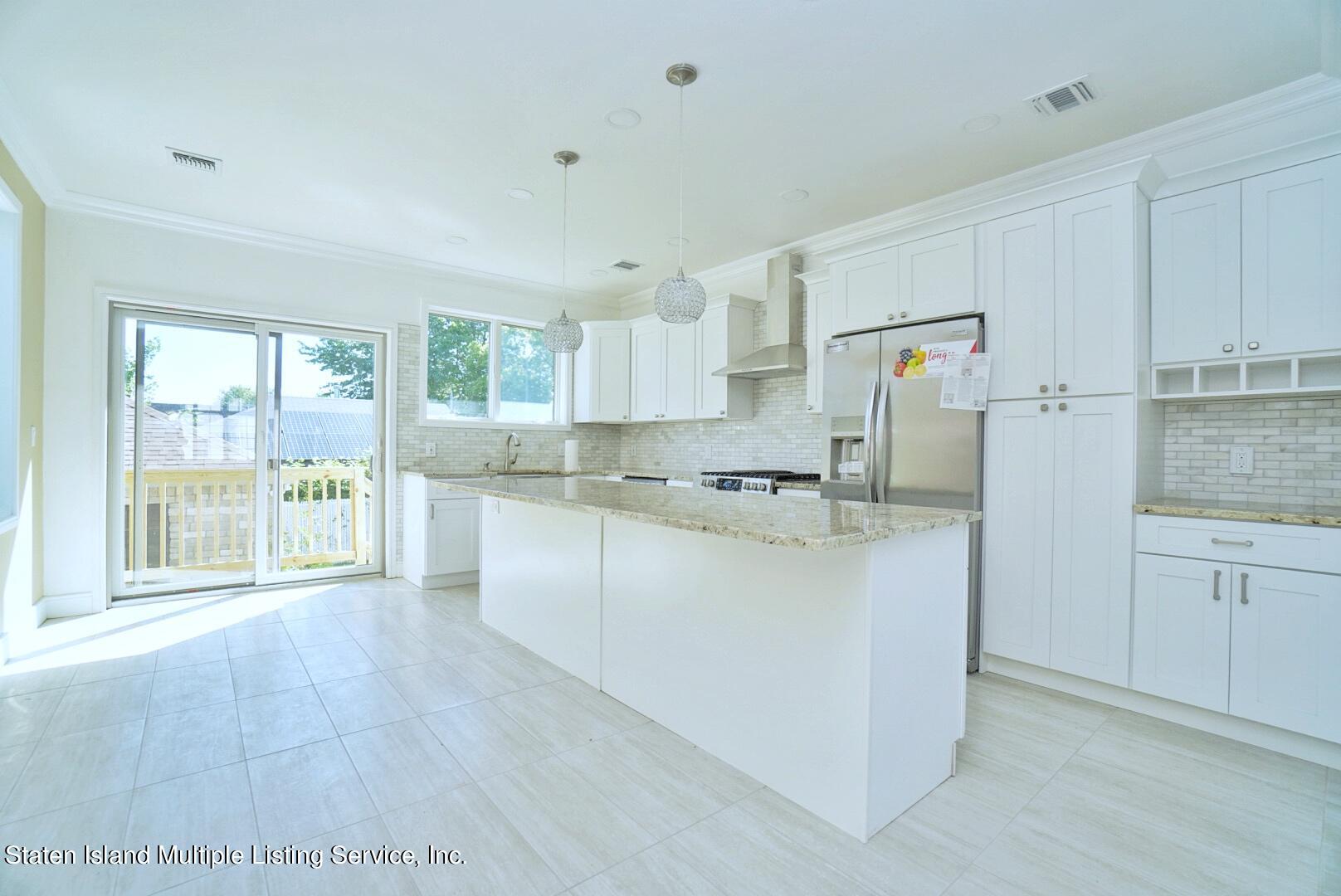261 Cleveland Avenue