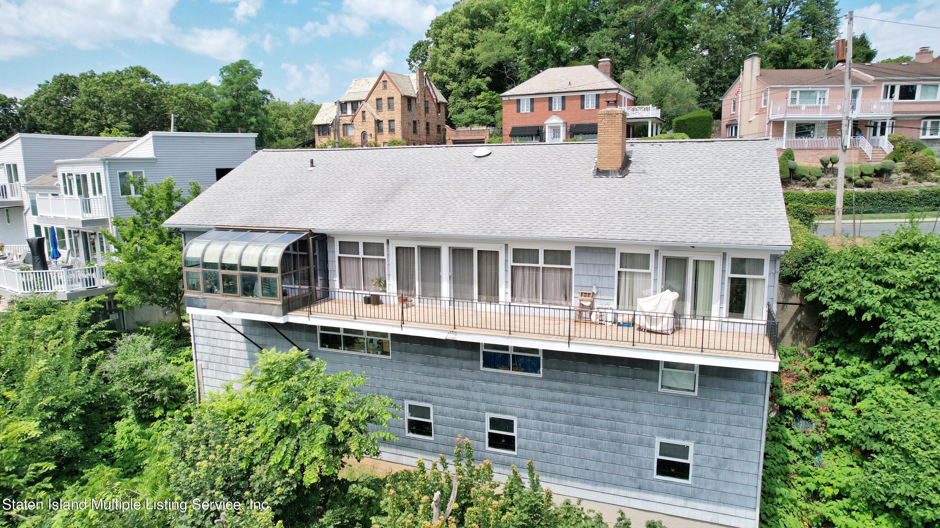 88 Nixon Avenue