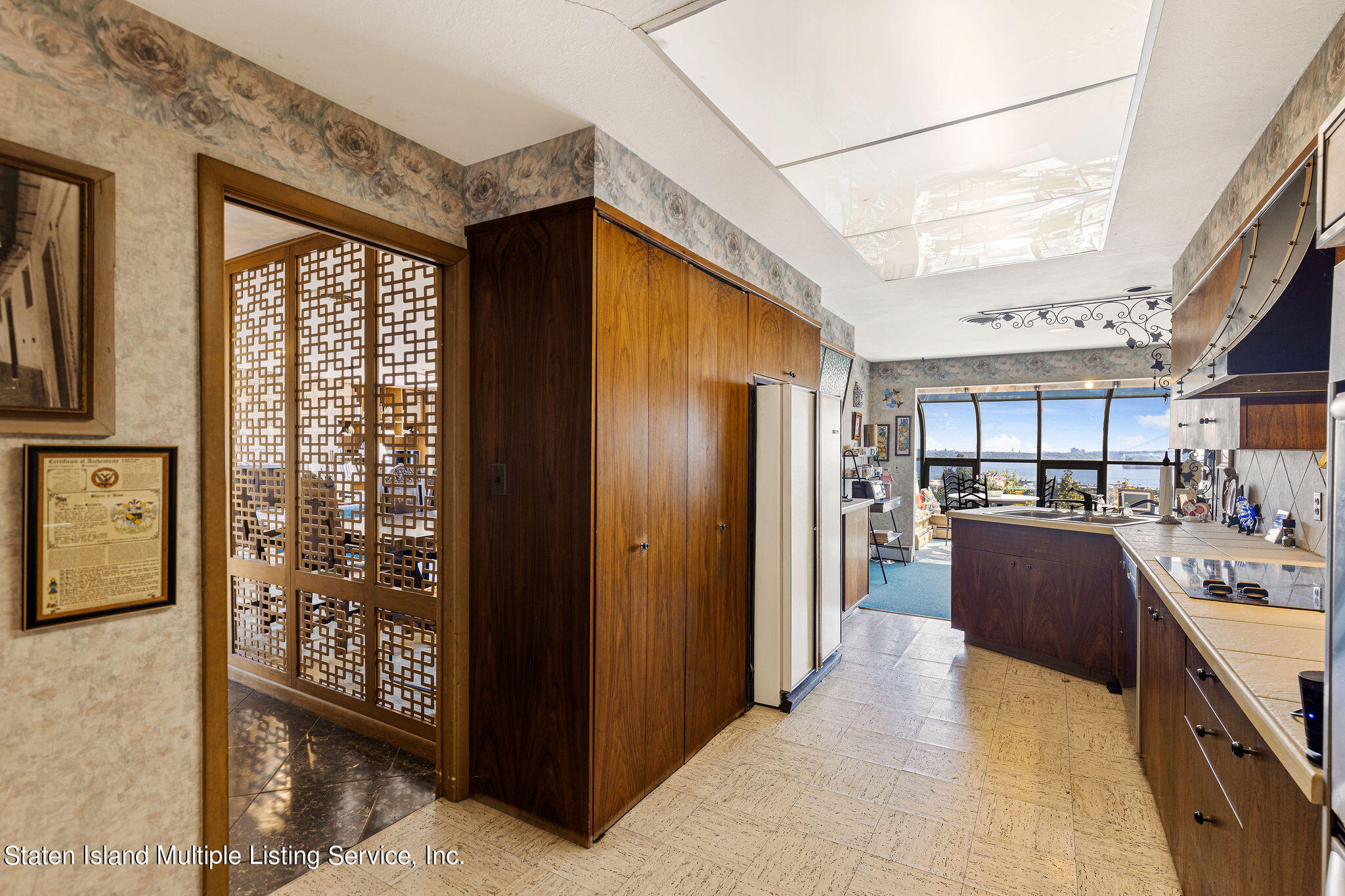 88 Nixon Avenue