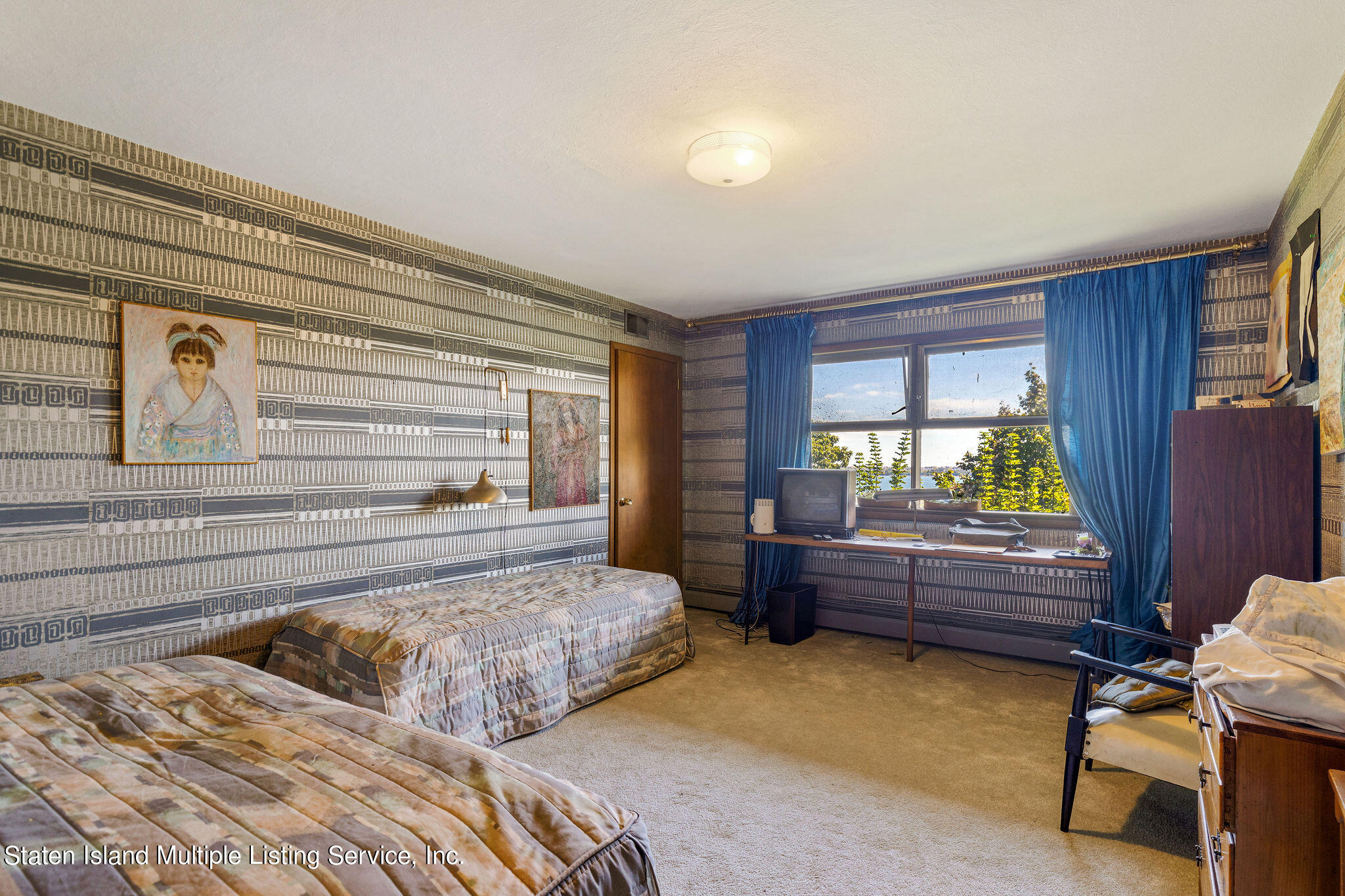 88 Nixon Avenue