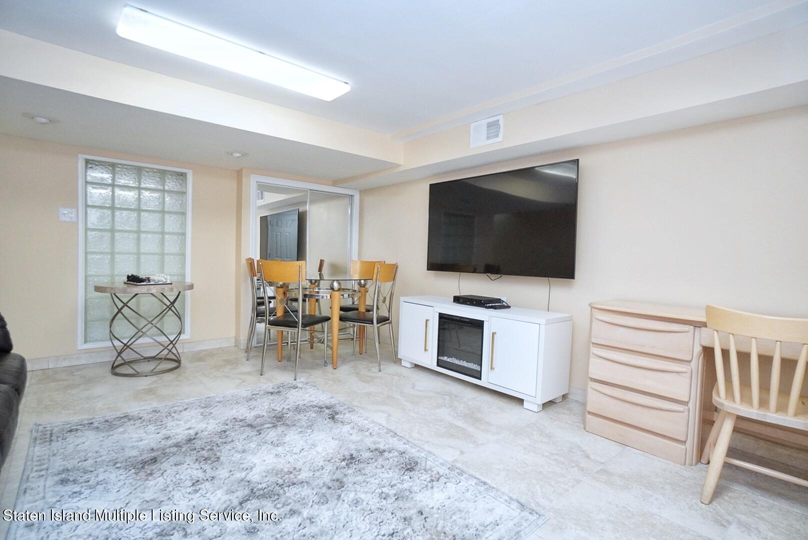 62 Slater Boulevard