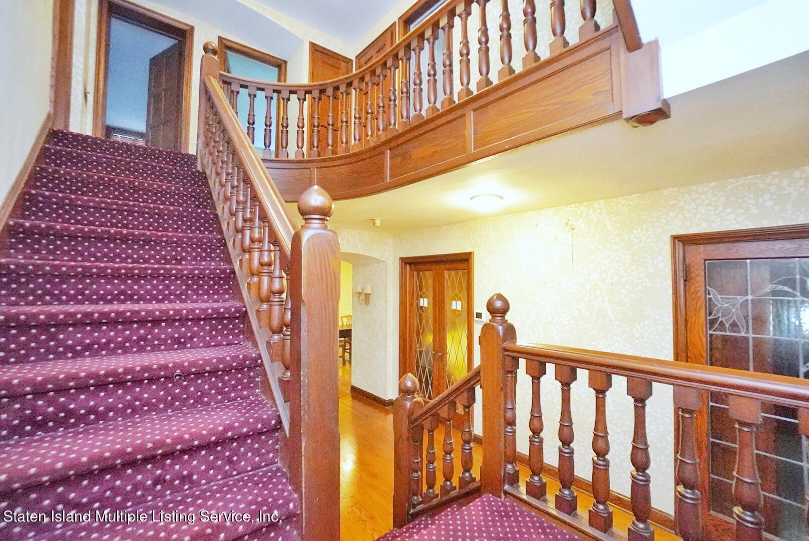 16 Lynnhaven Place