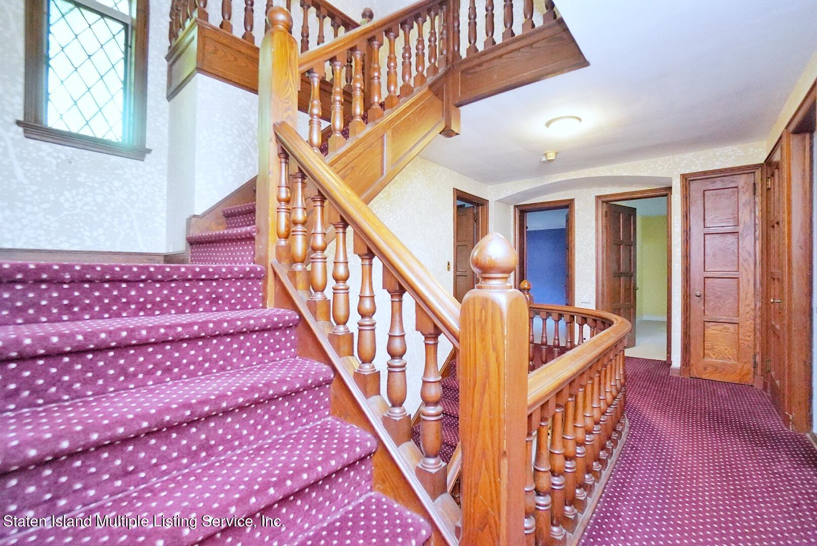 16 Lynnhaven Place