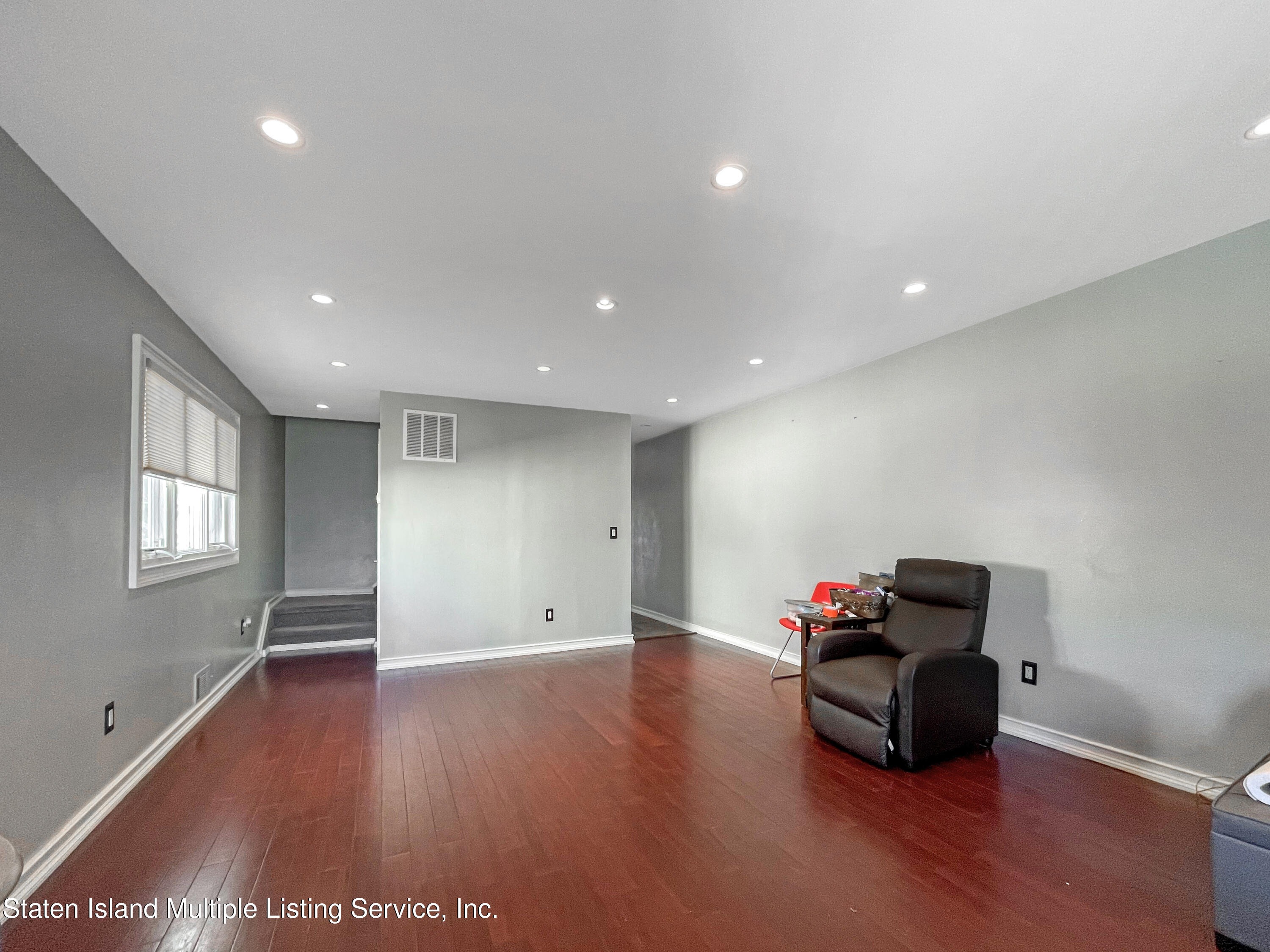 331 Seaver Avenue
