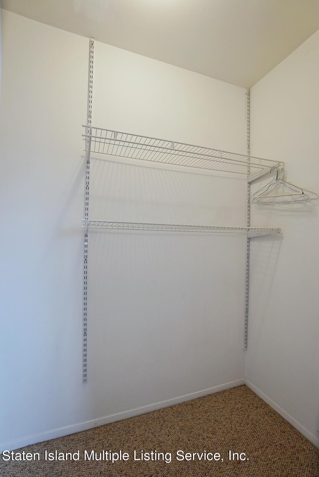 85 Wolkoff Lane, 35