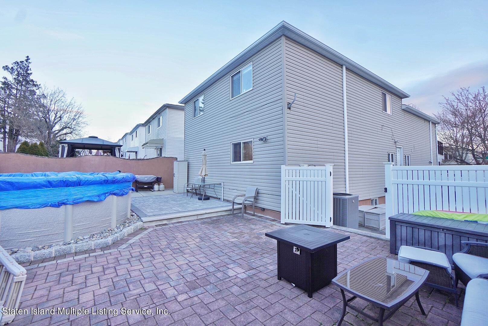 123 Rivington Avenue