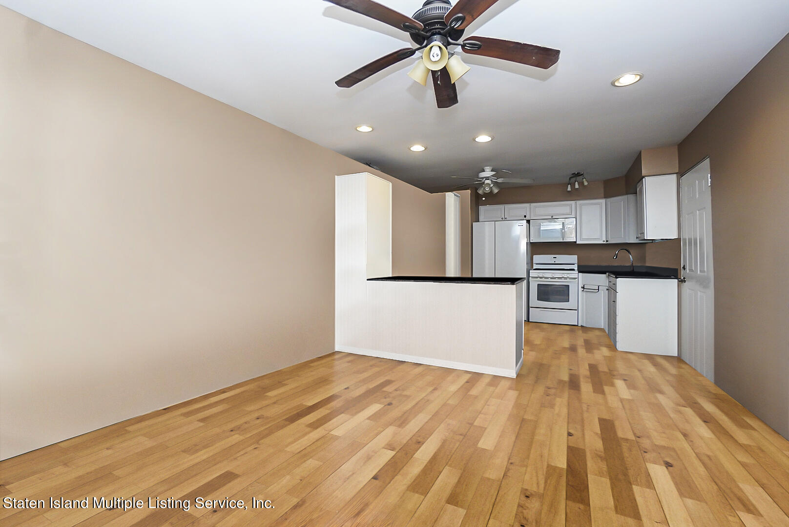 123 Rivington Avenue