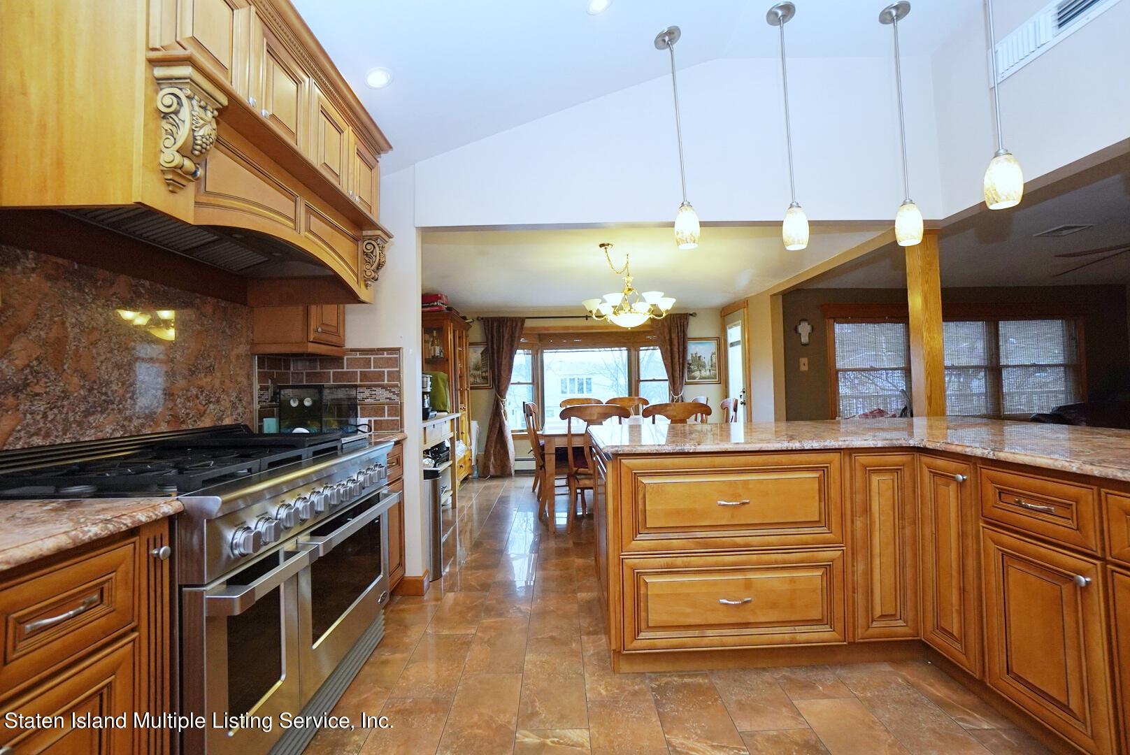 123 Rivington Avenue