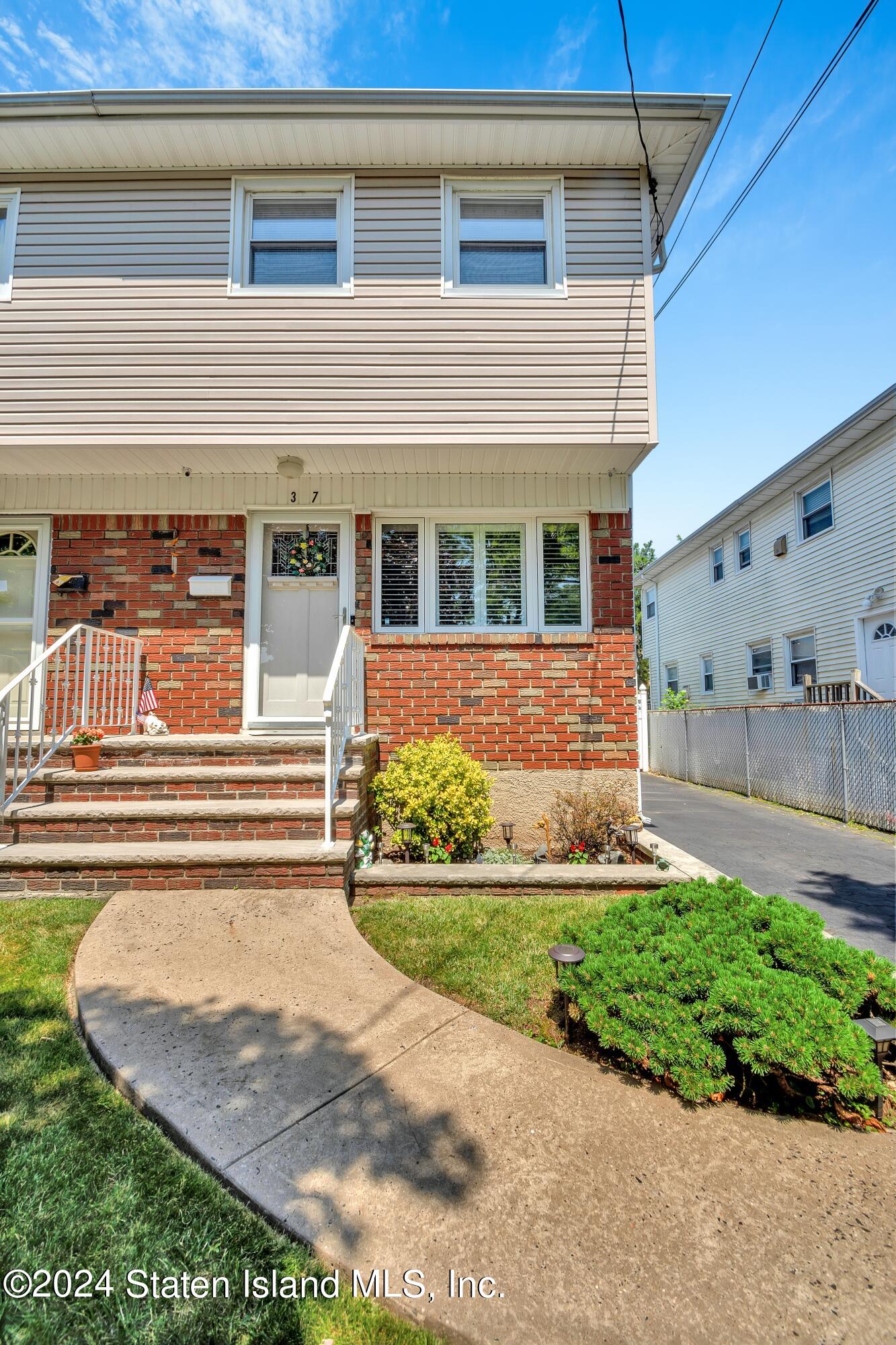 37 Cranford Street