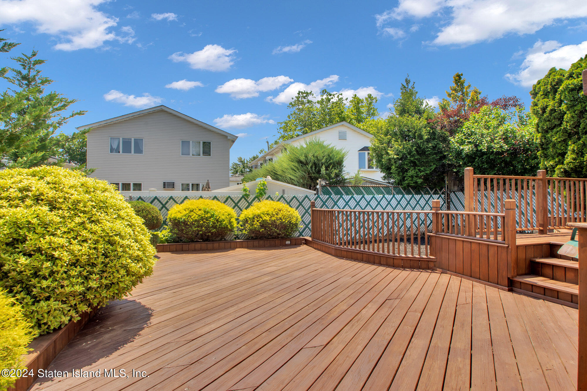 132 Scranton Avenue