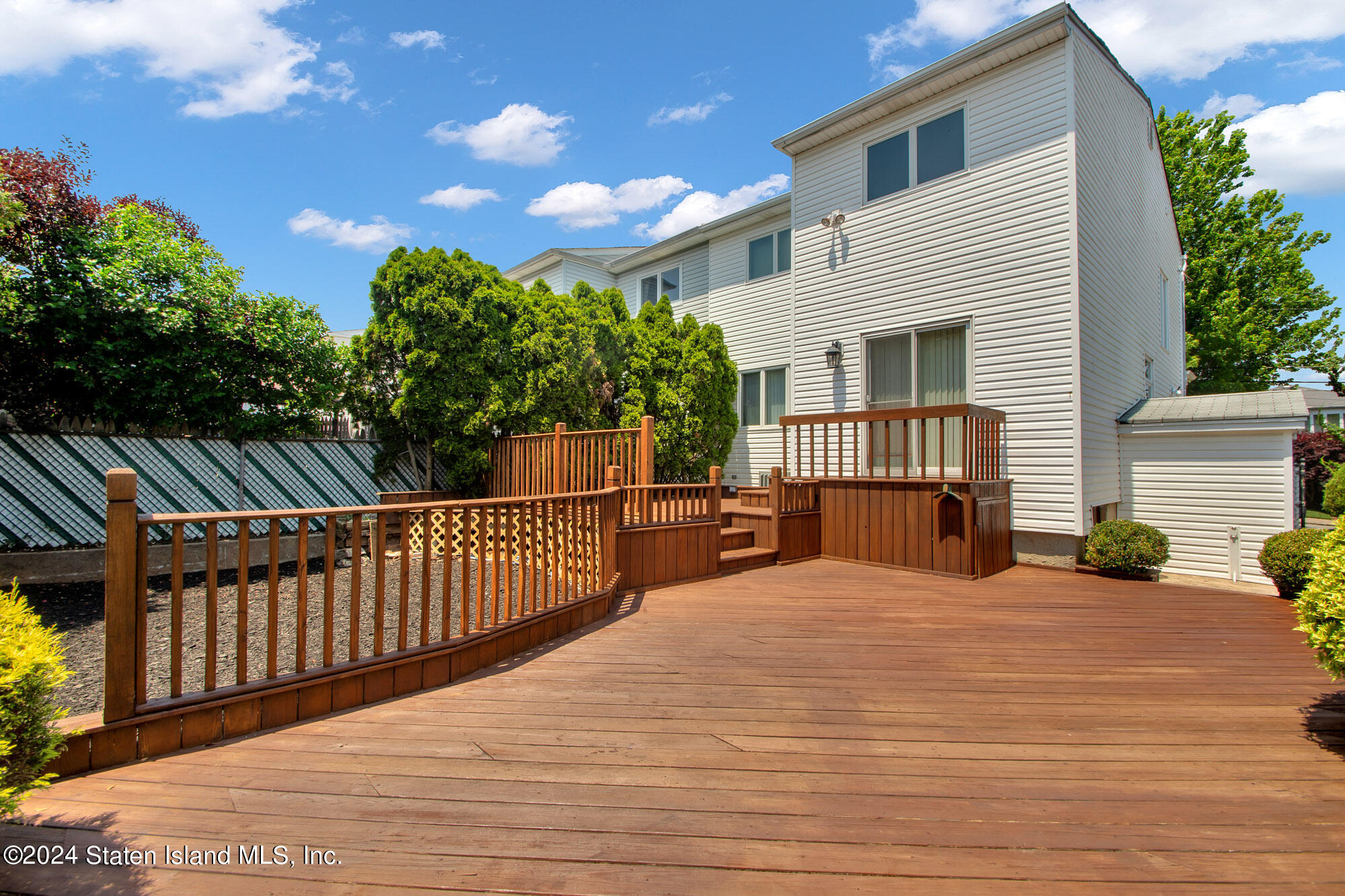 132 Scranton Avenue