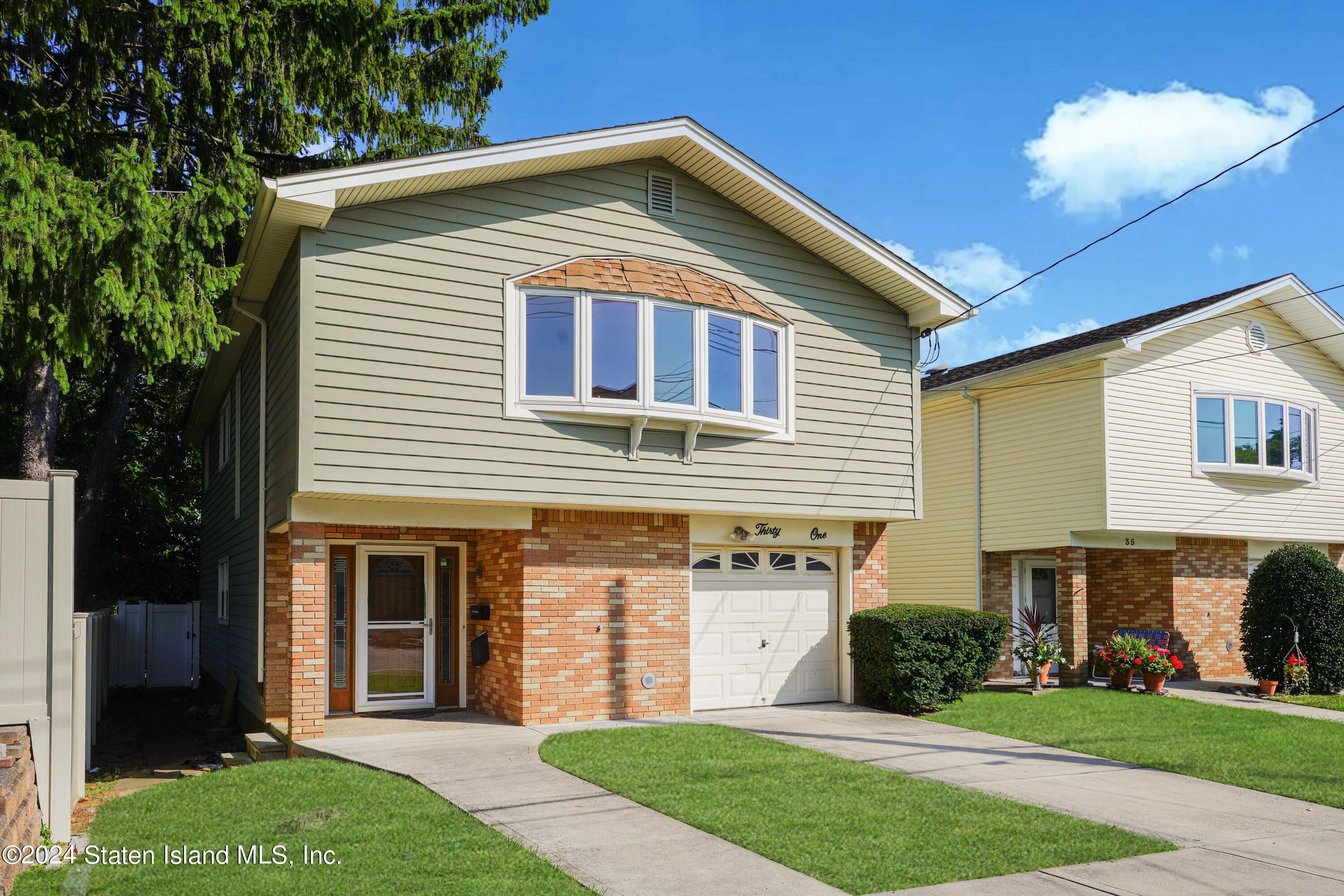 31 Meadow Avenue
