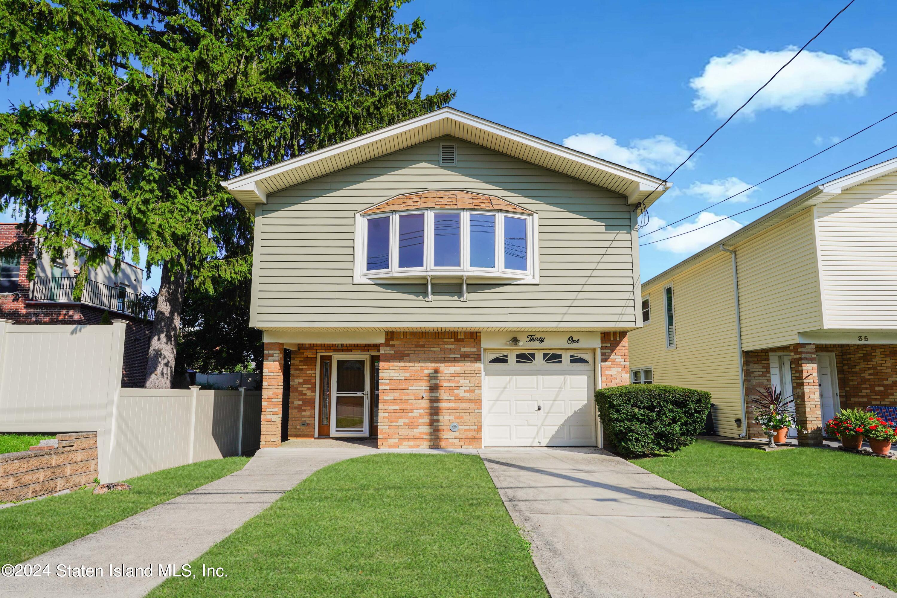 31 Meadow Avenue