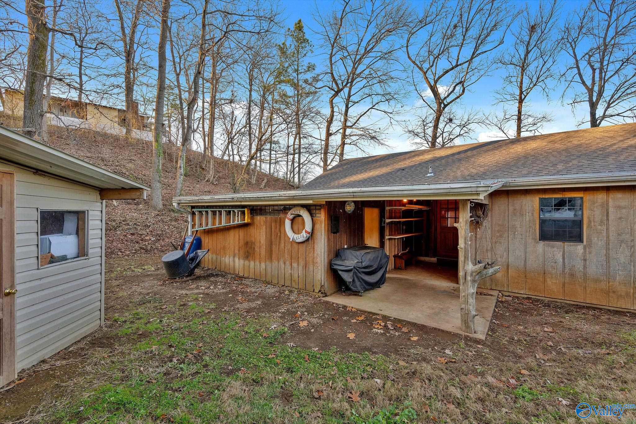 881 Lakewood View Road