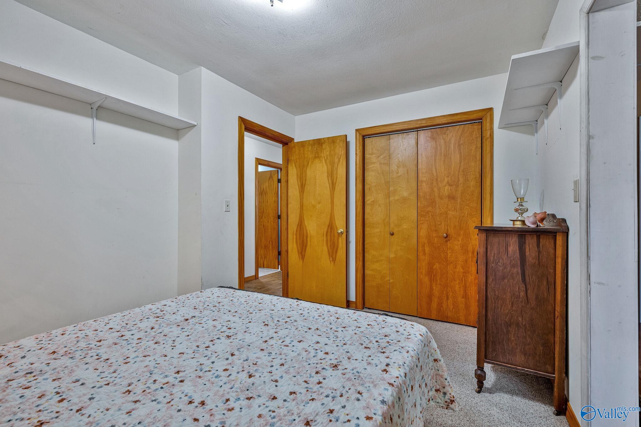 881 Lakewood View Road