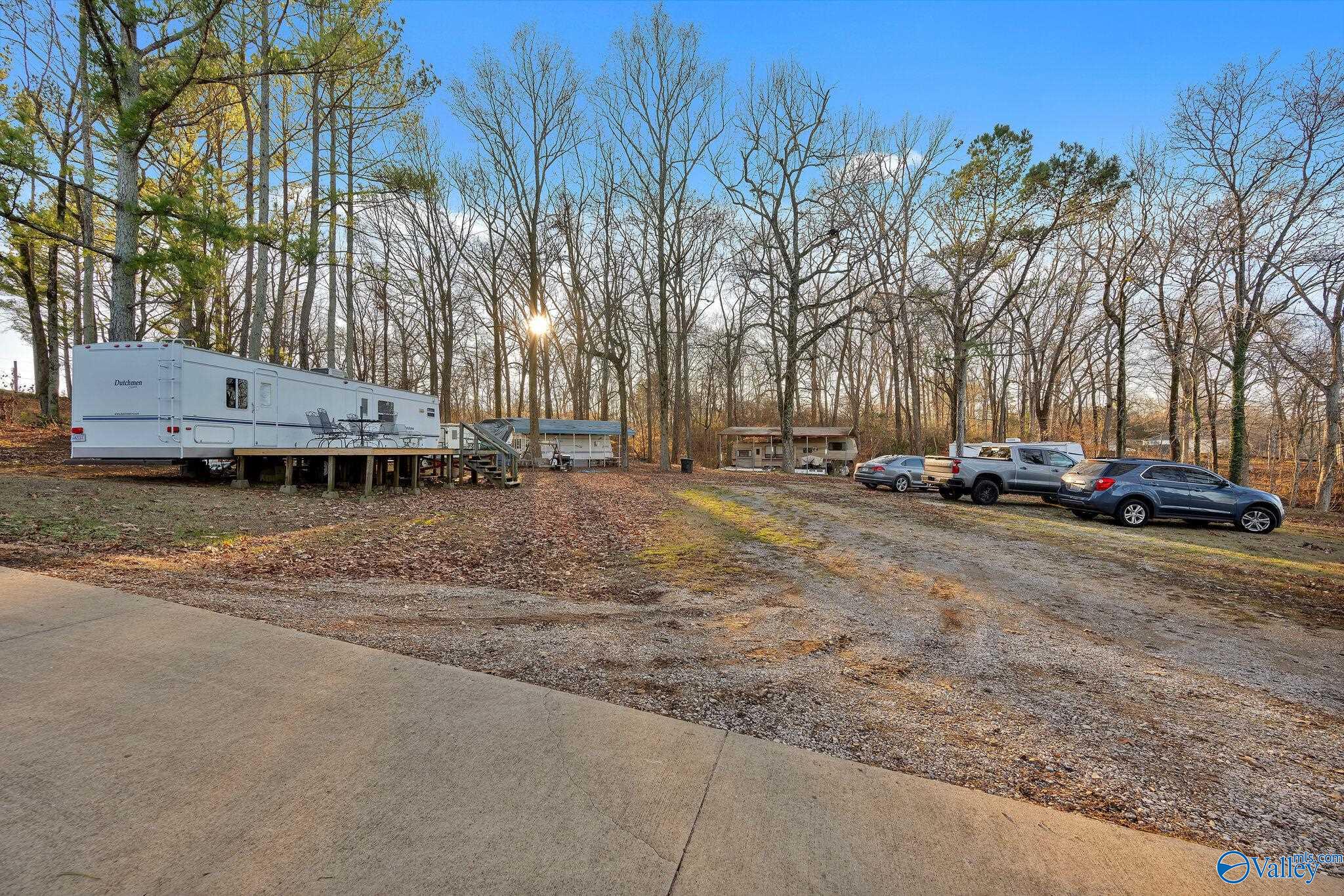 881 Lakewood View Road