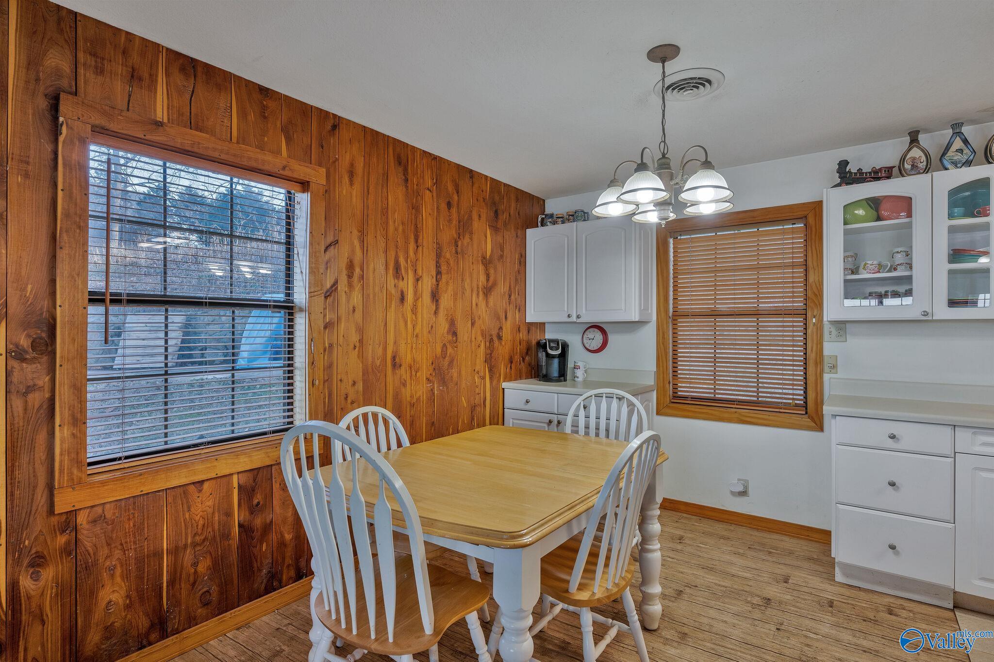 881 Lakewood View Road