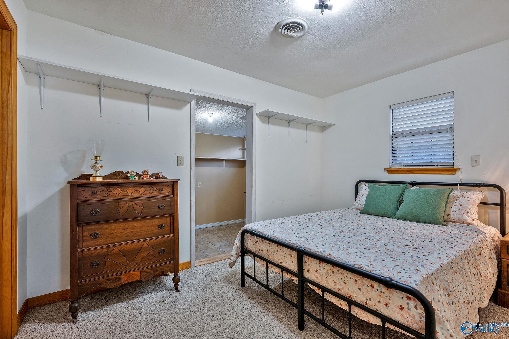 881 Lakewood View Road