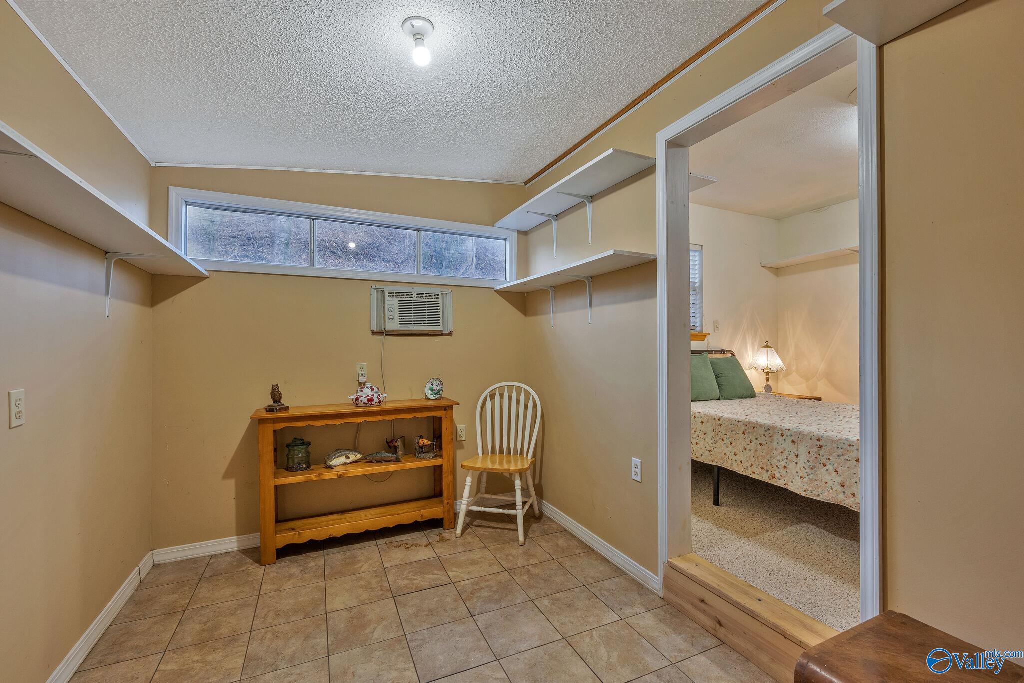 881 Lakewood View Road