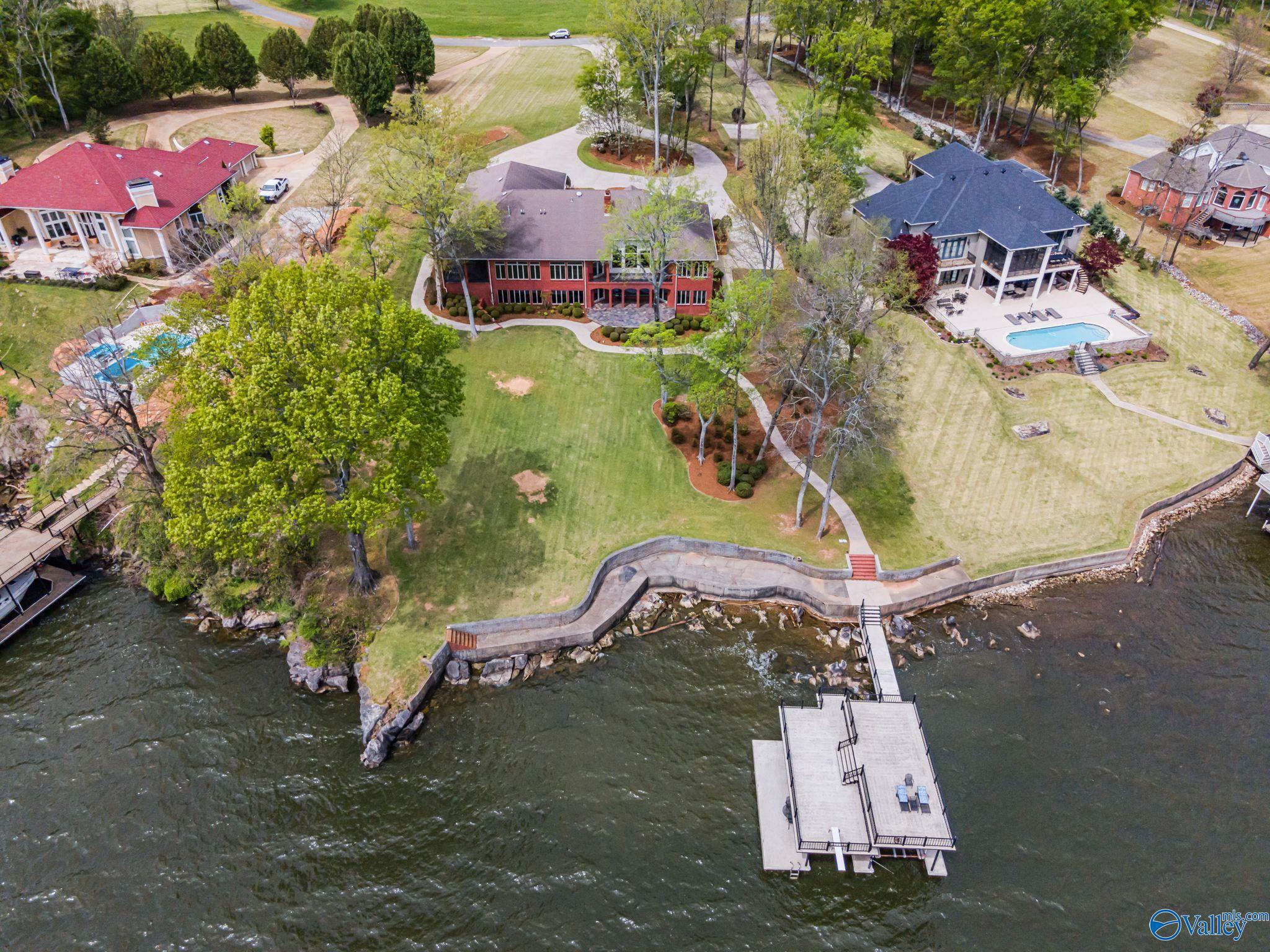 658 Saddlebrook Drive