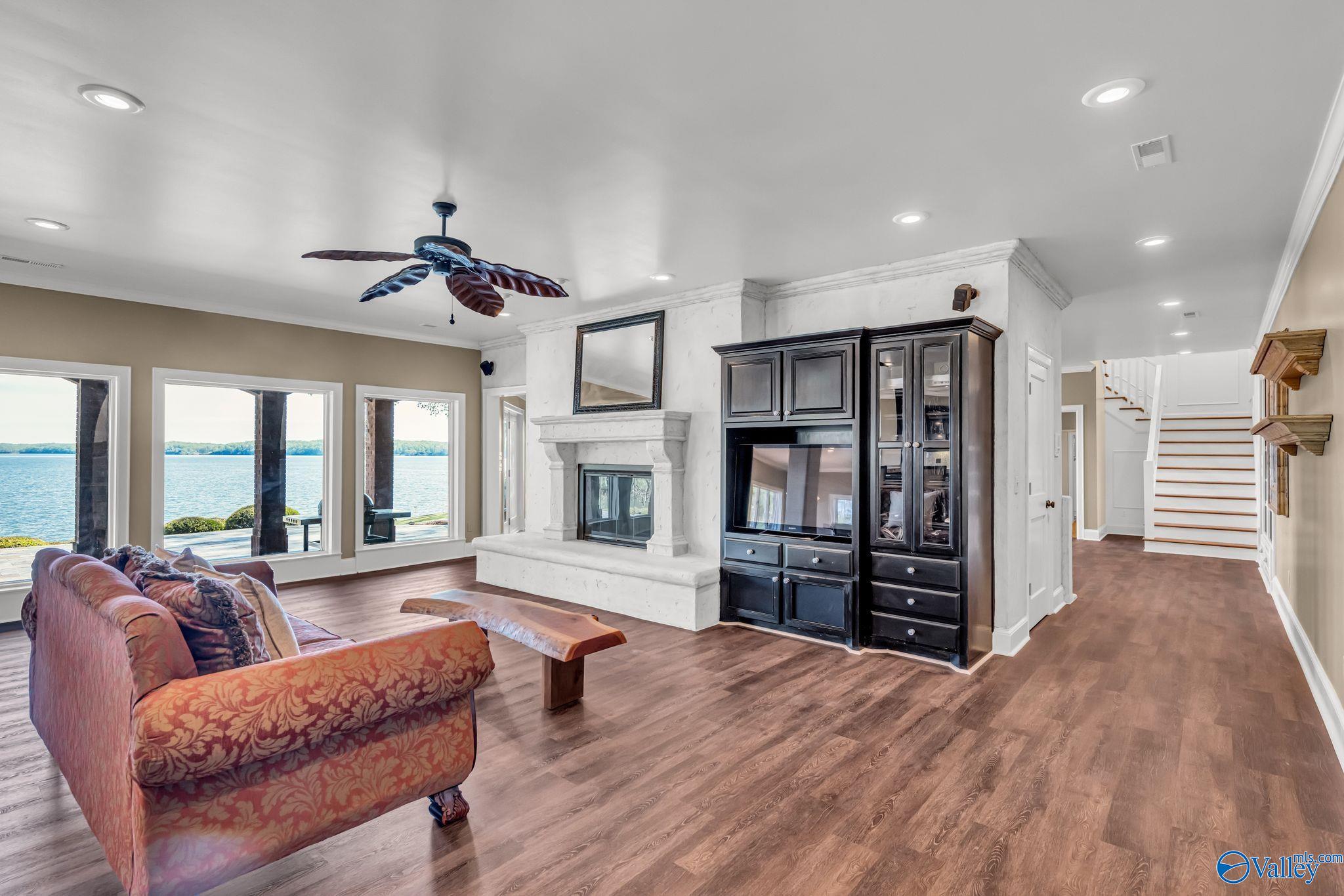 658 Saddlebrook Drive