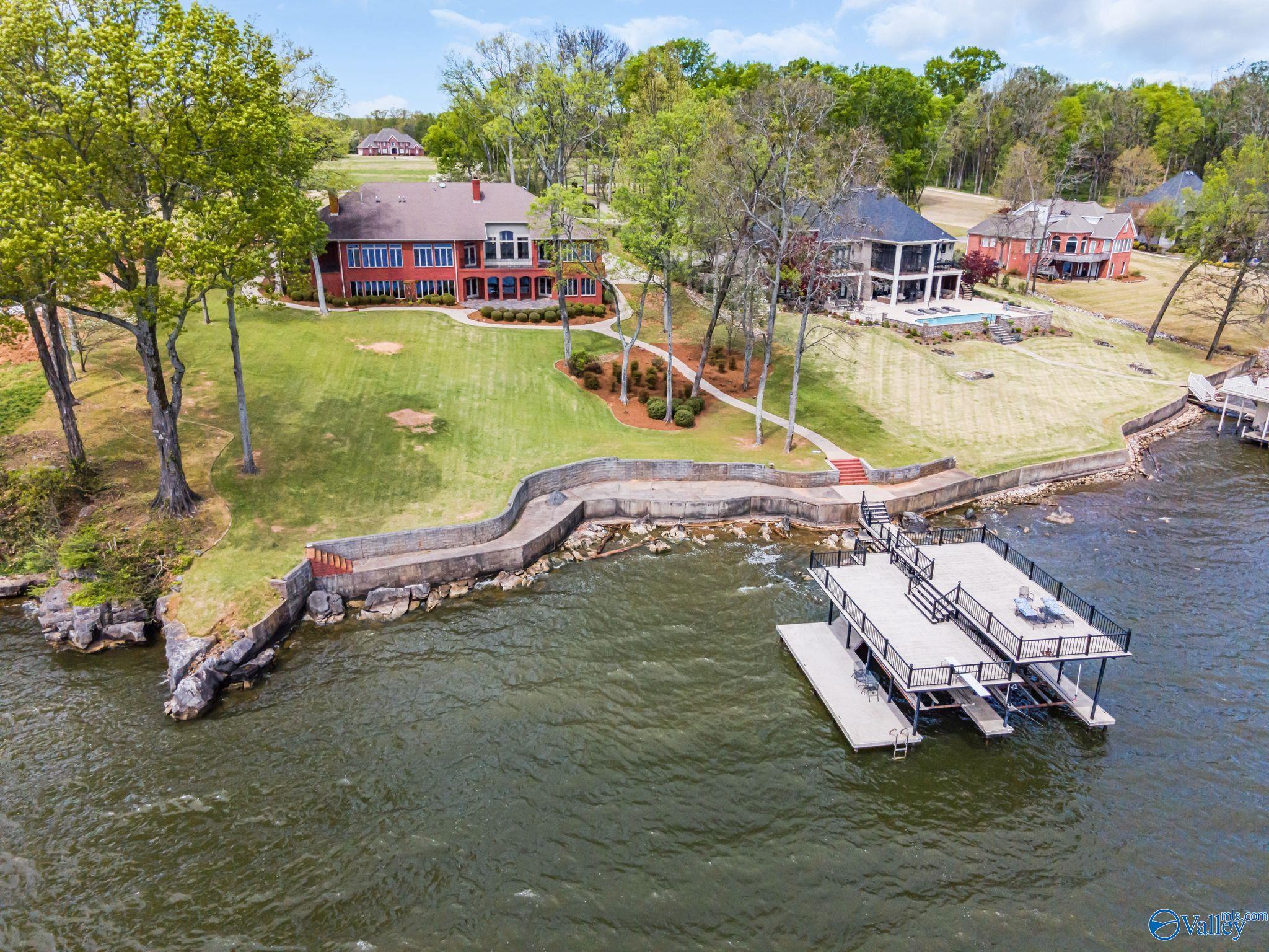 658 Saddlebrook Drive