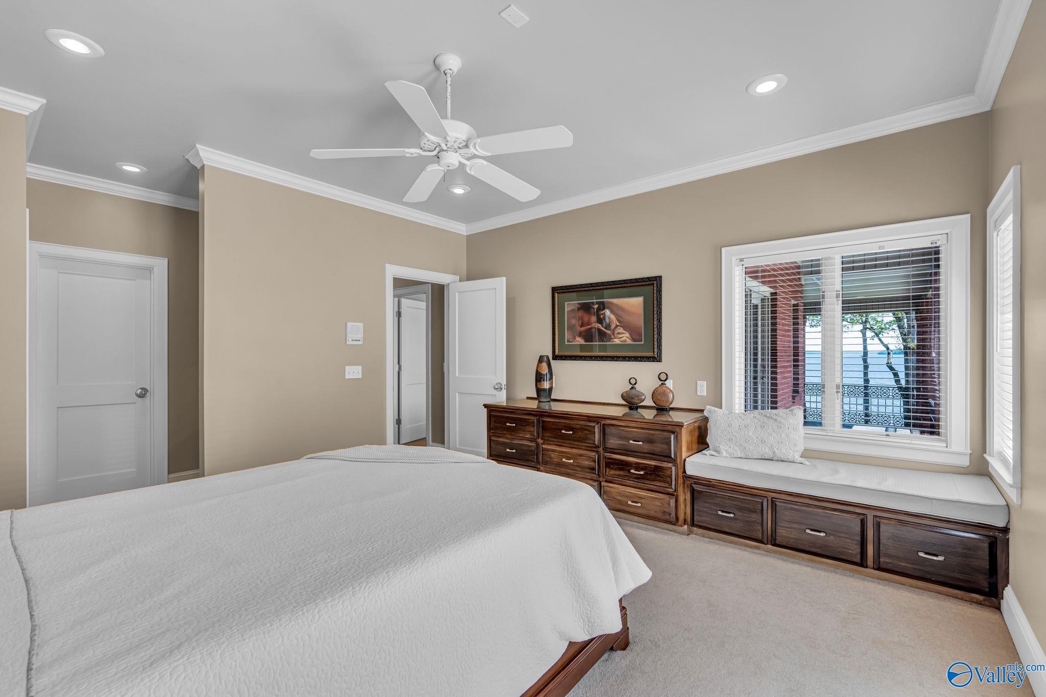 658 Saddlebrook Drive
