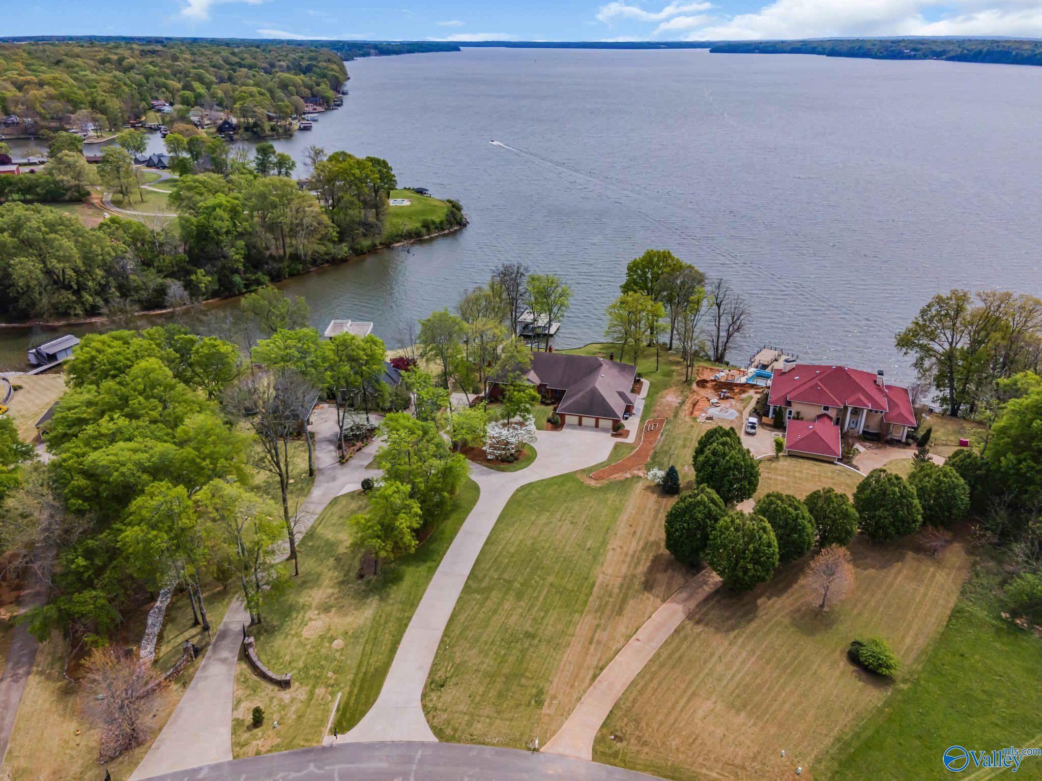 658 Saddlebrook Drive