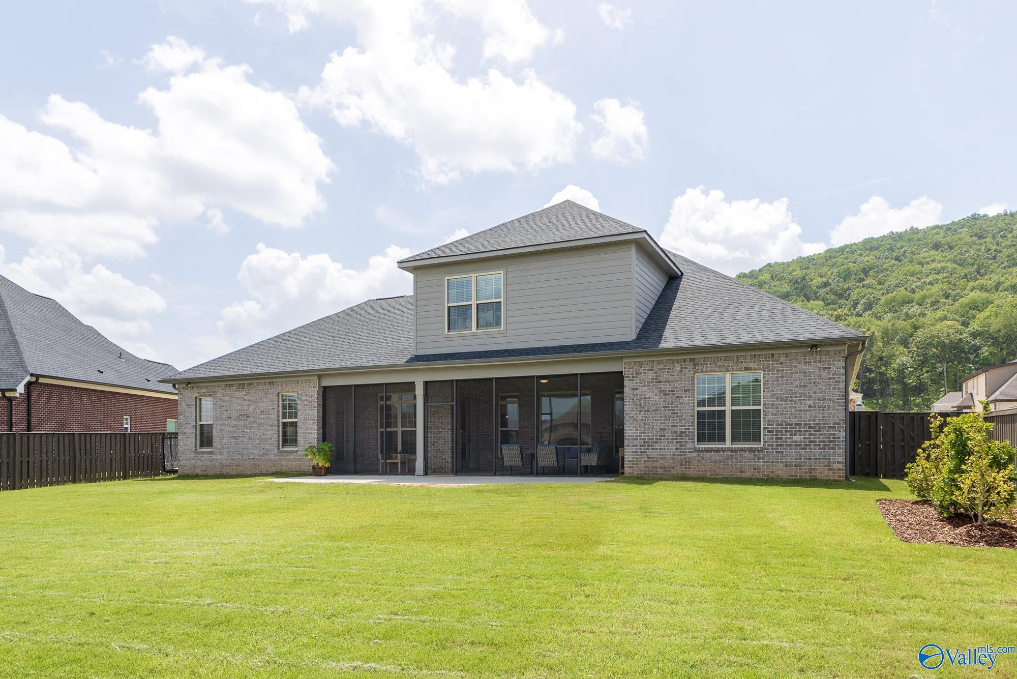 8213 Nantucket Circle