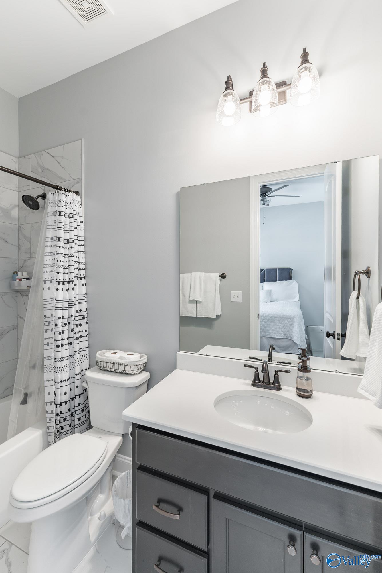 8213 Nantucket Circle