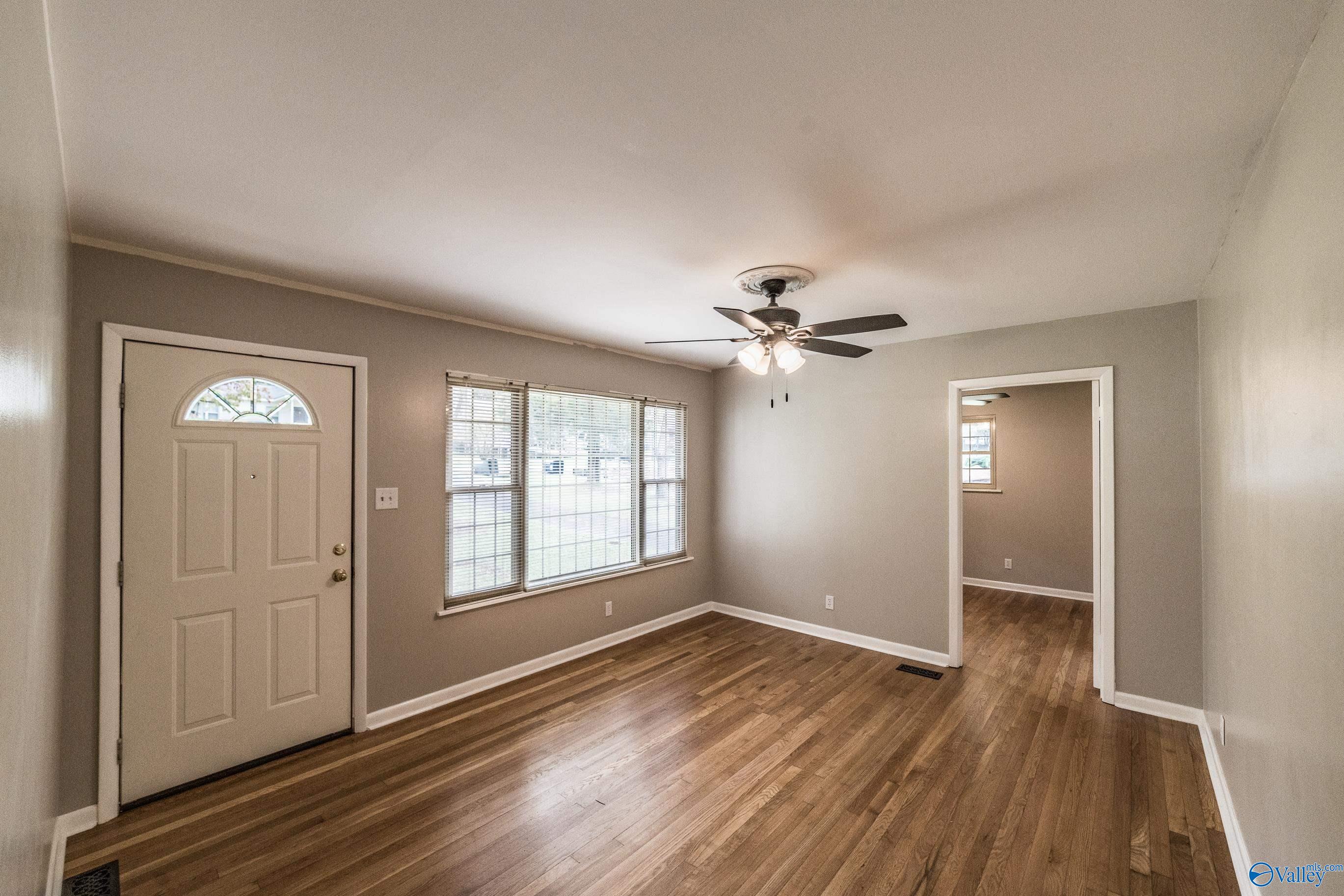 11804 East Gateway Drive