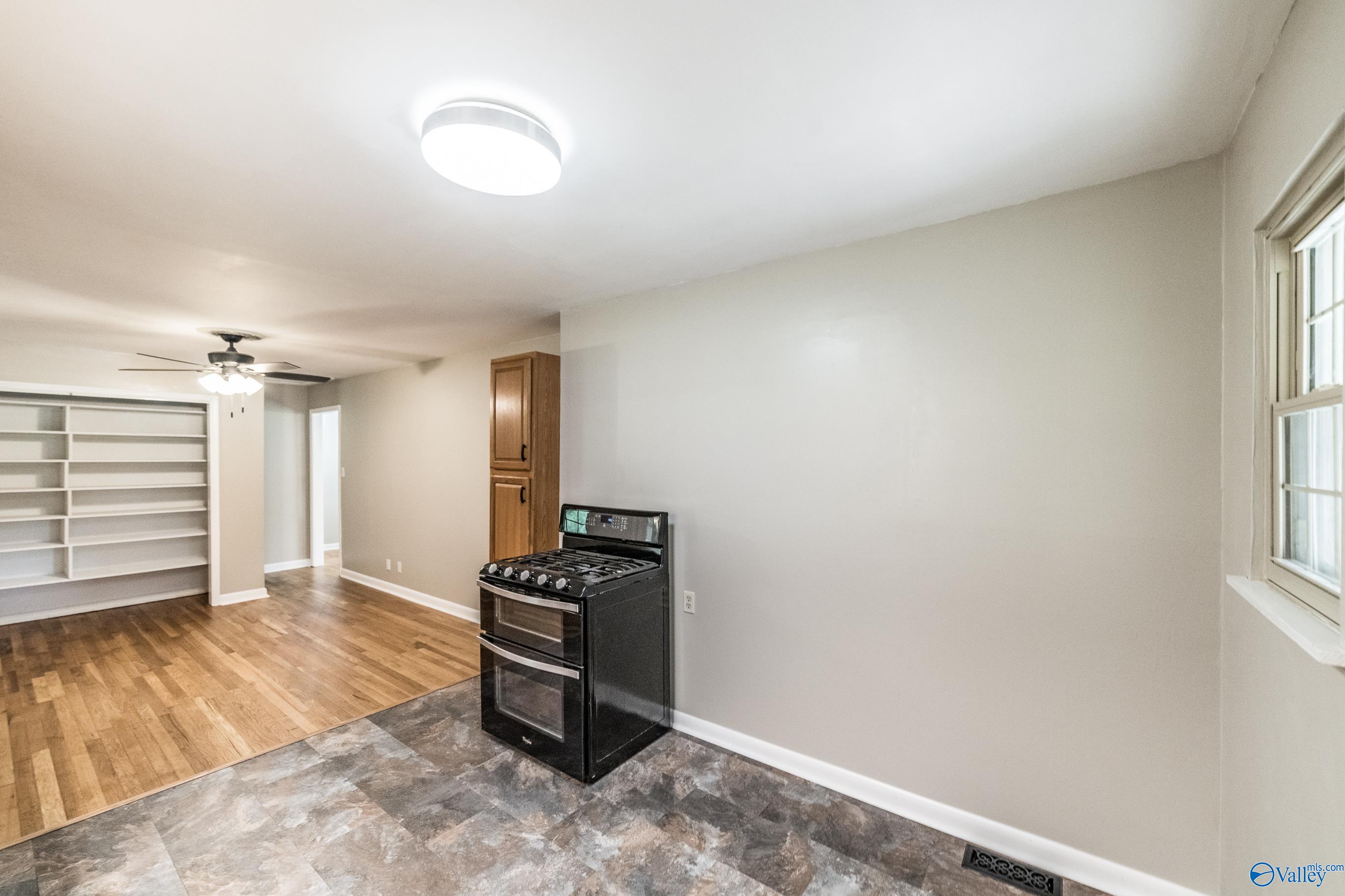 11804 East Gateway Drive