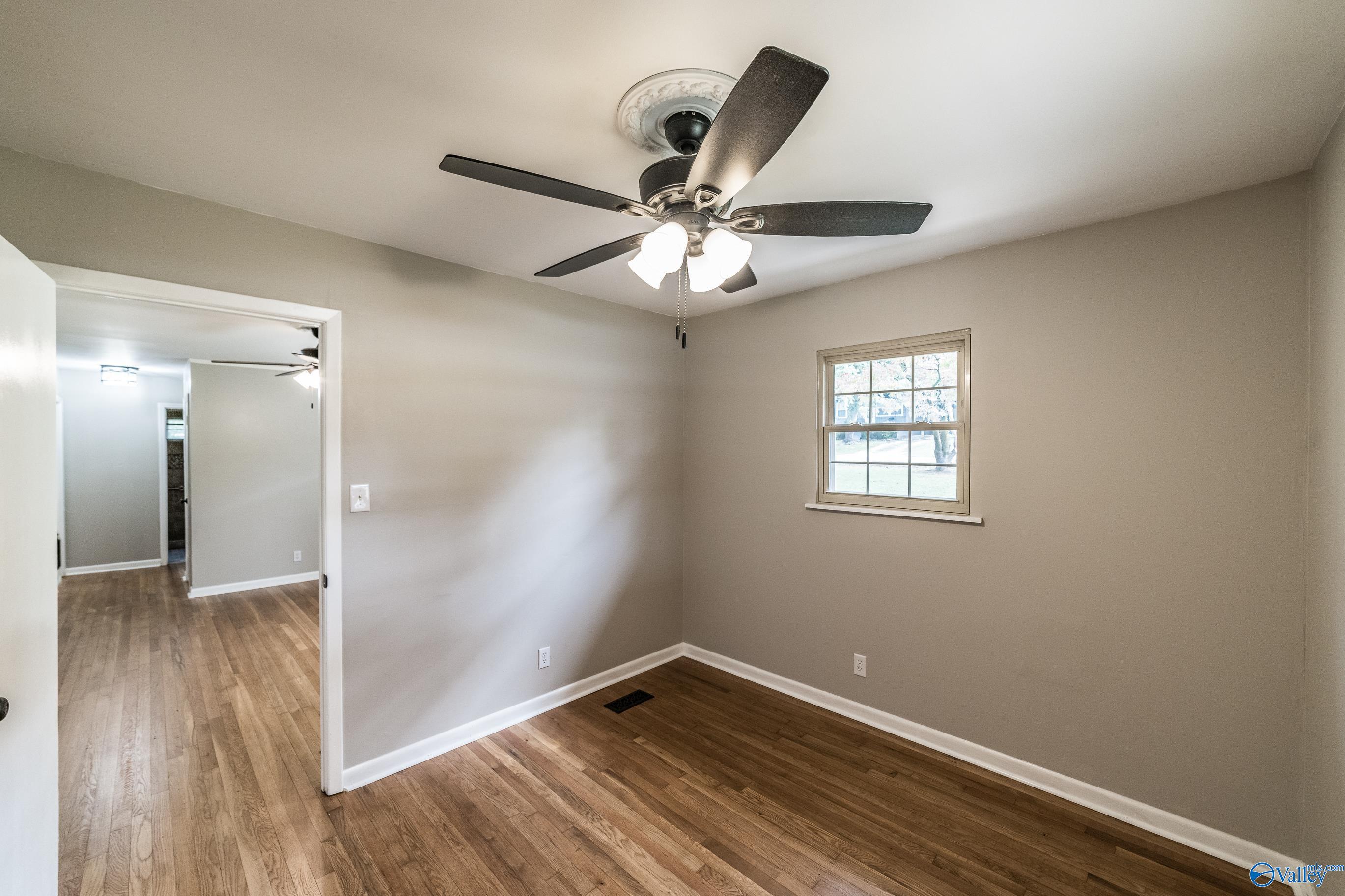 11804 East Gateway Drive