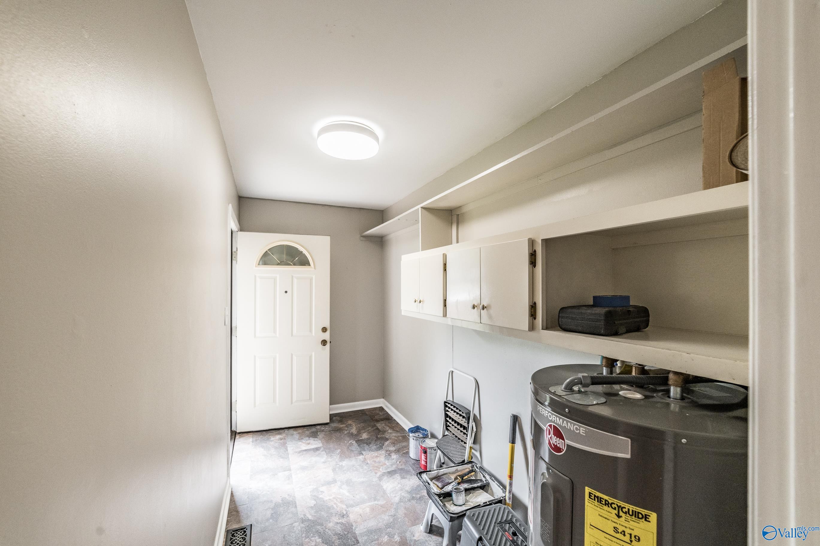 11804 East Gateway Drive