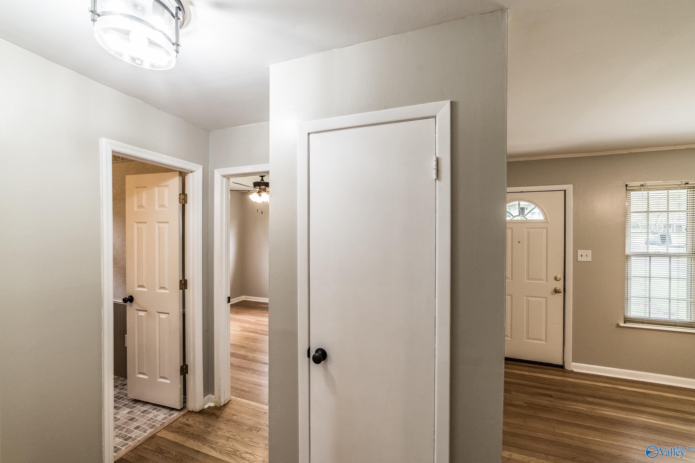 11804 East Gateway Drive