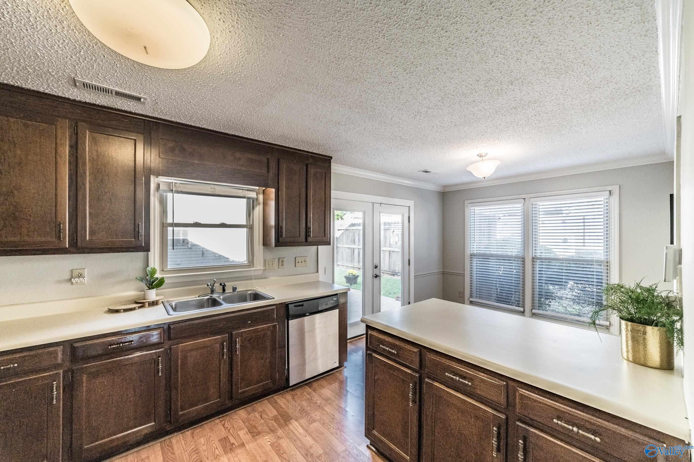 6950 Steeplechase Drive