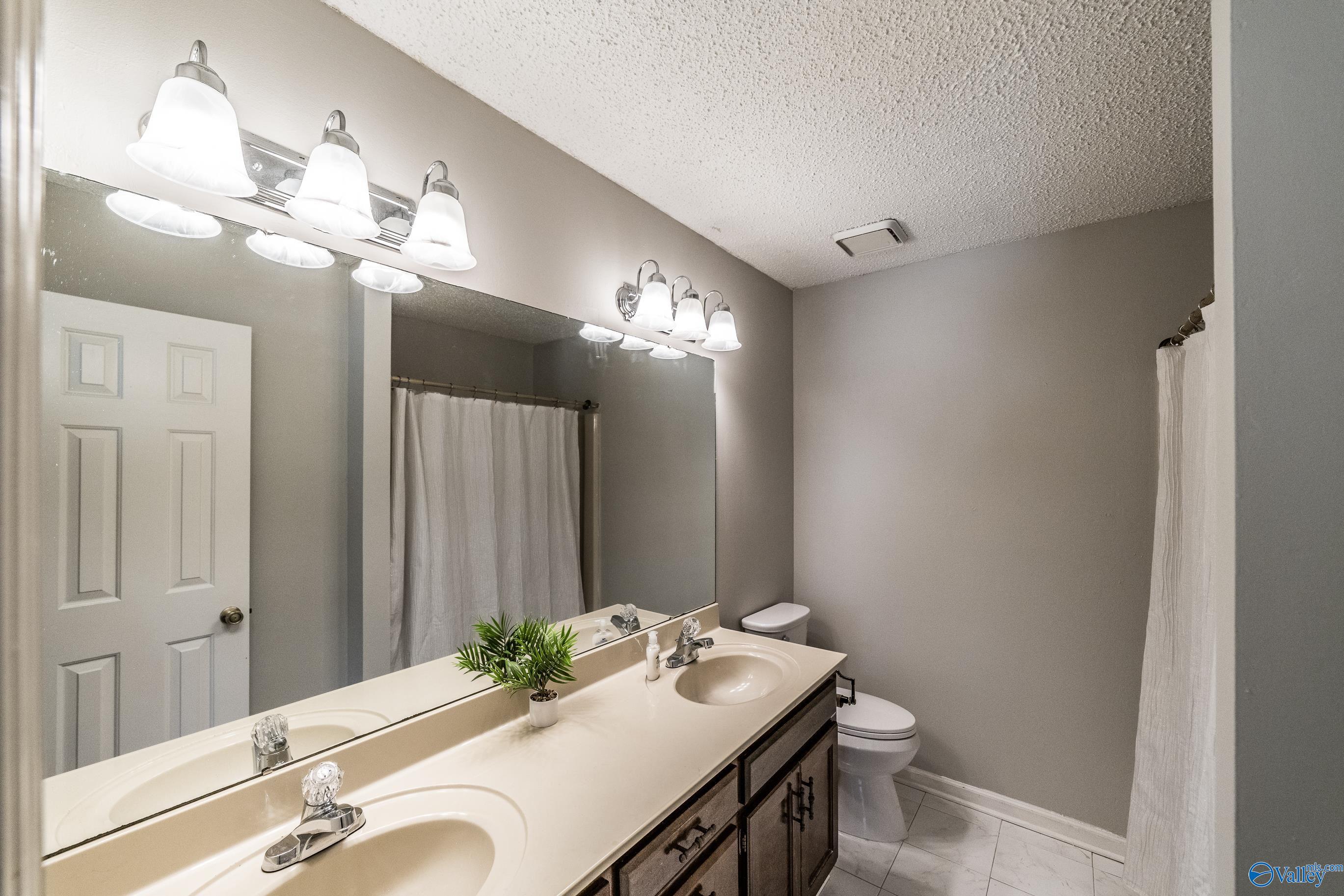 6950 Steeplechase Drive