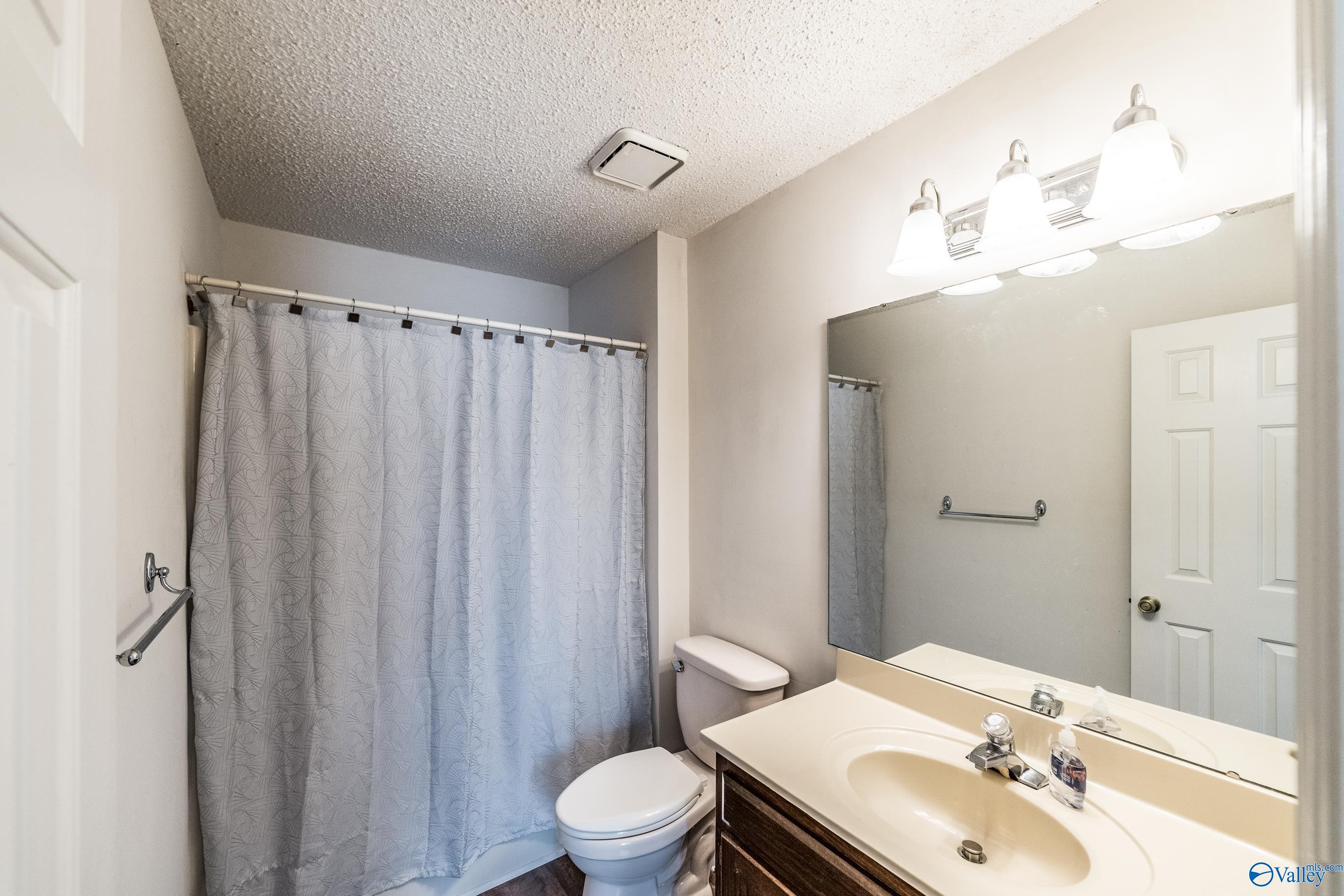 6950 Steeplechase Drive