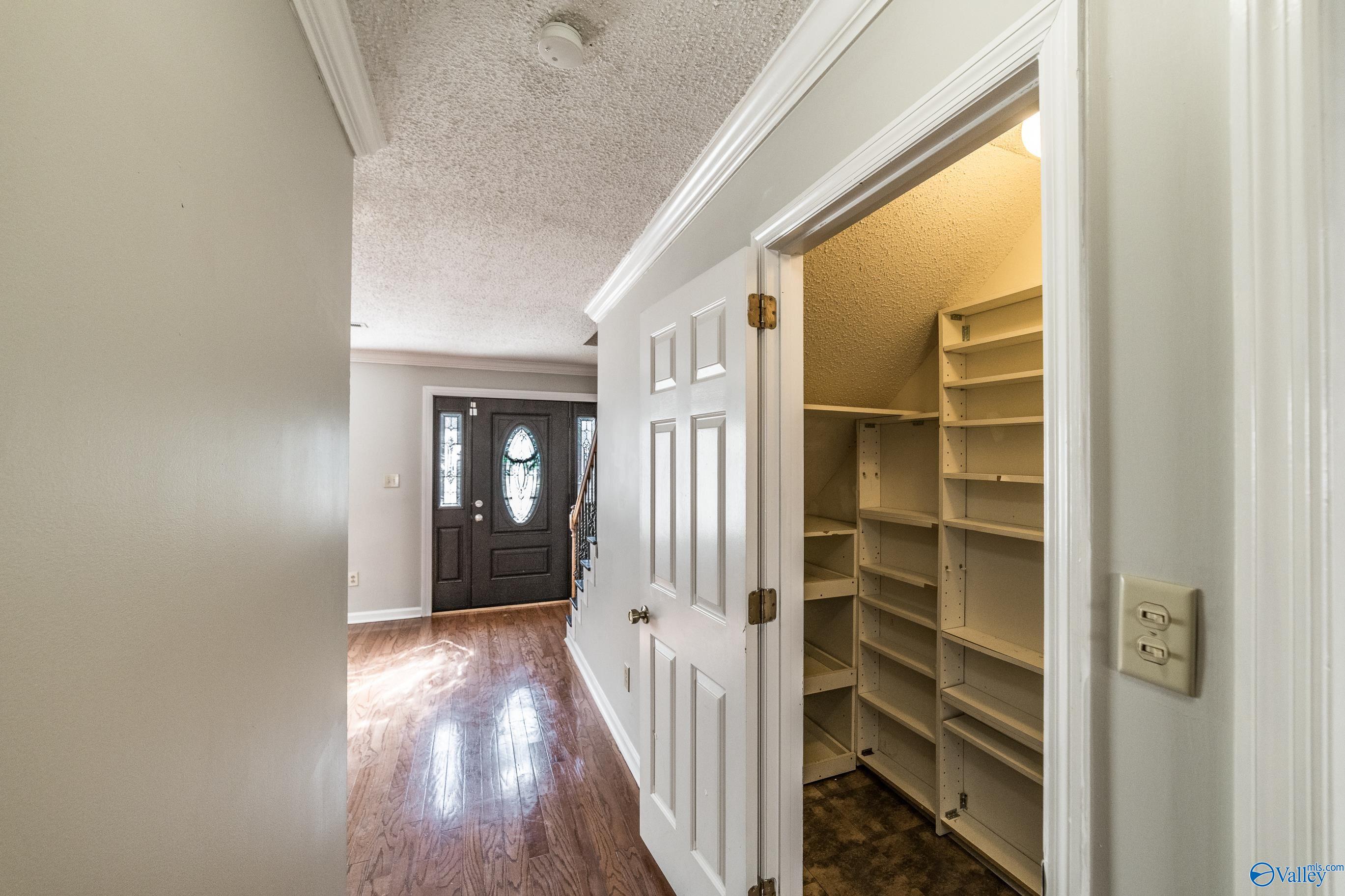 6950 Steeplechase Drive