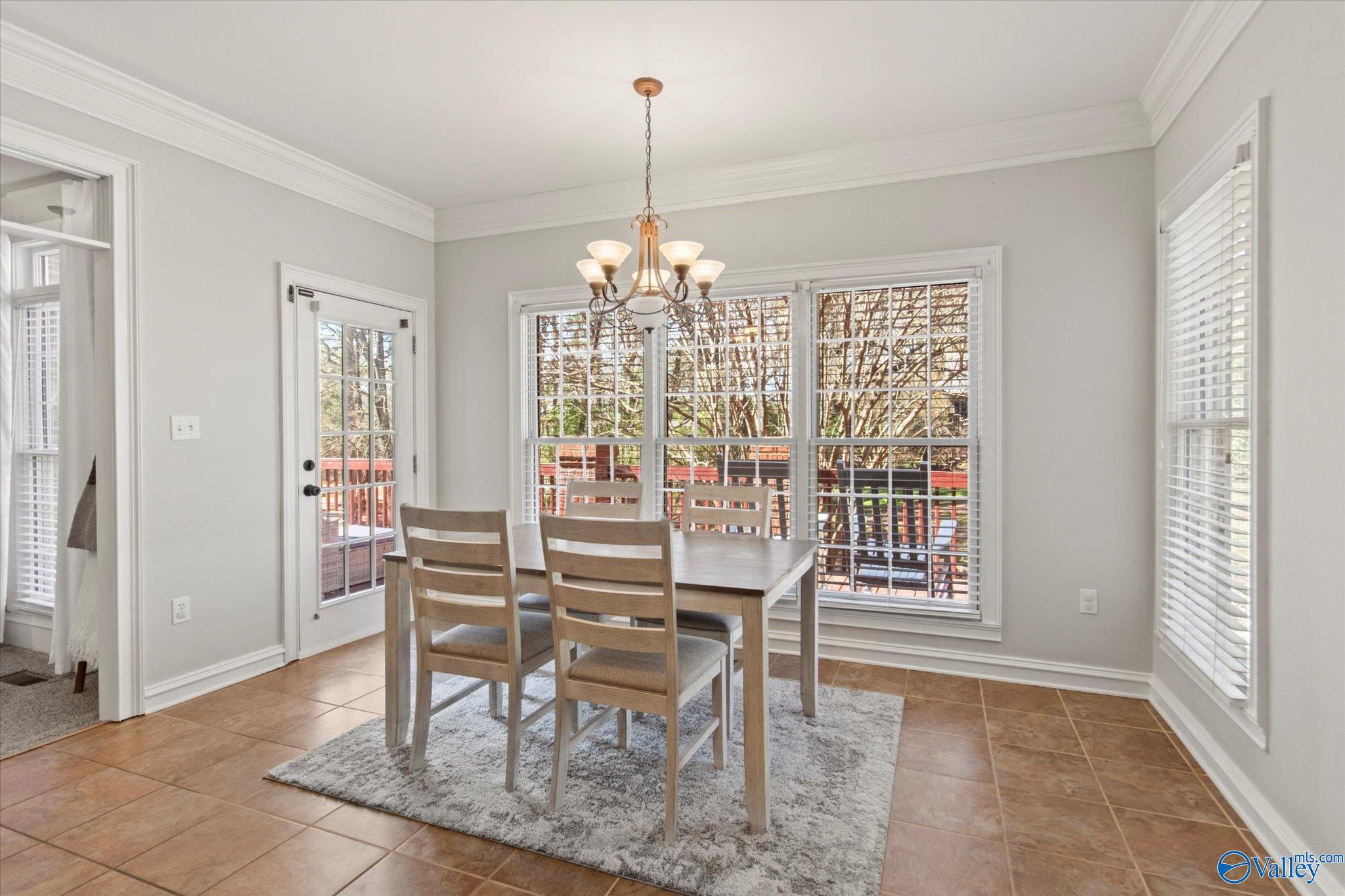 615 Country Club Drive